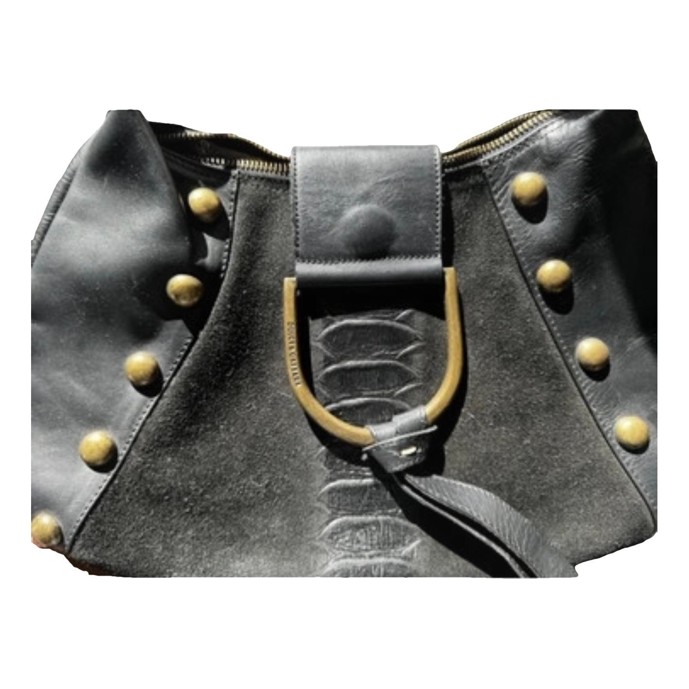 Leather handbag