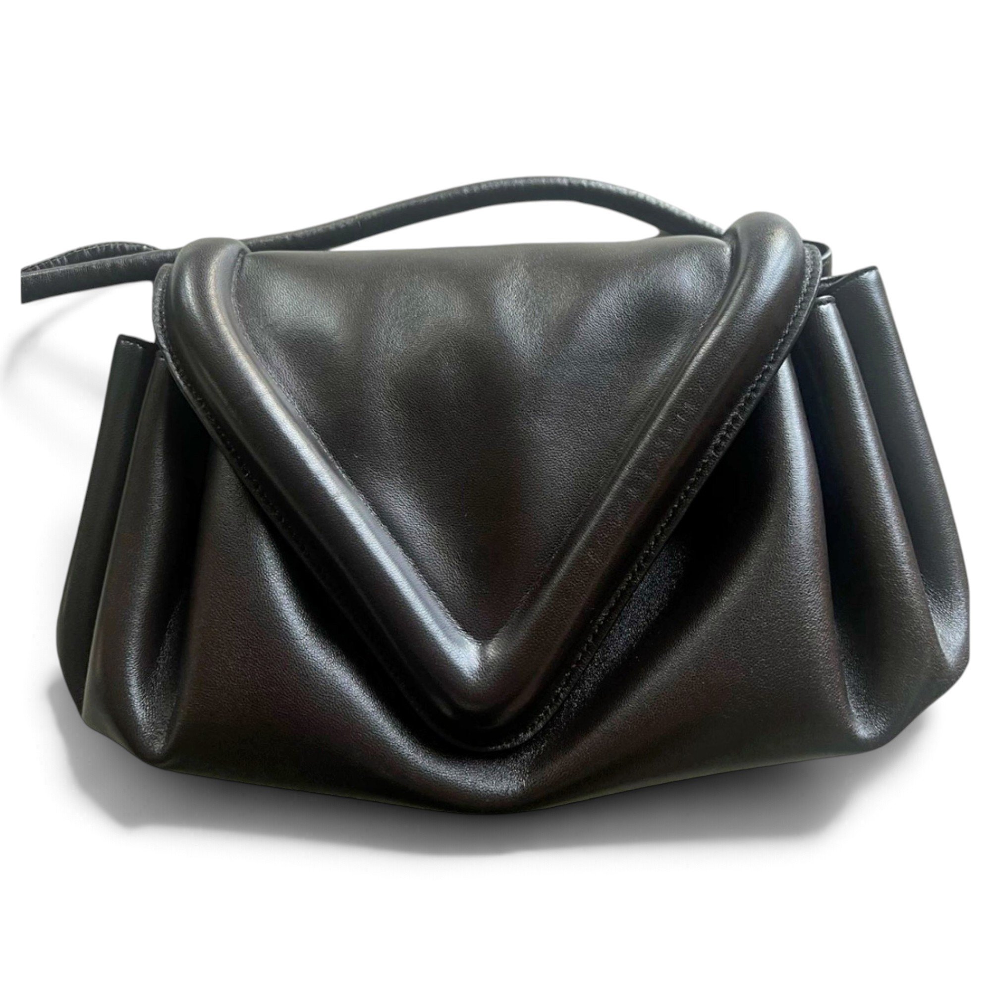 Beak leather handbag