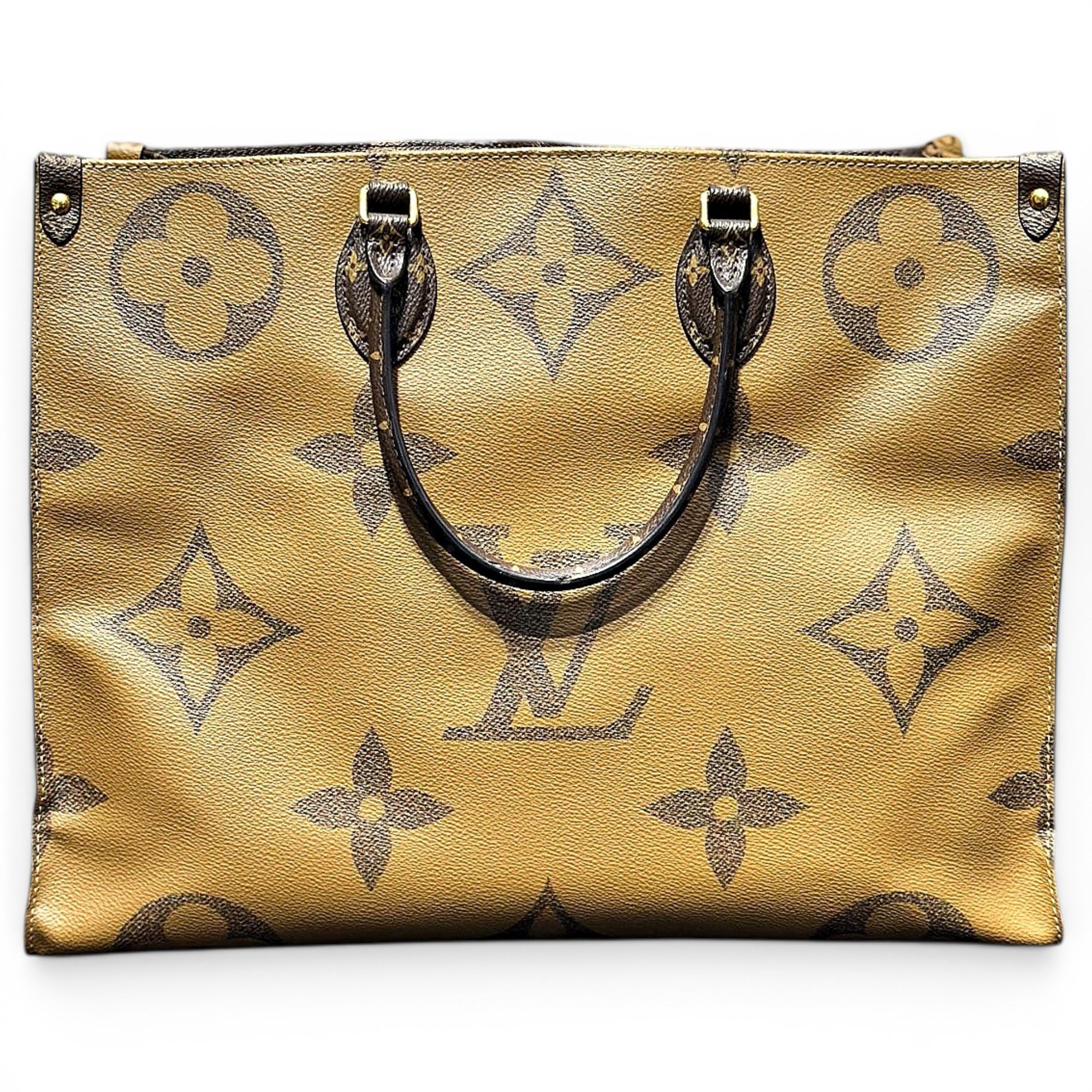 Onthego leather handbag