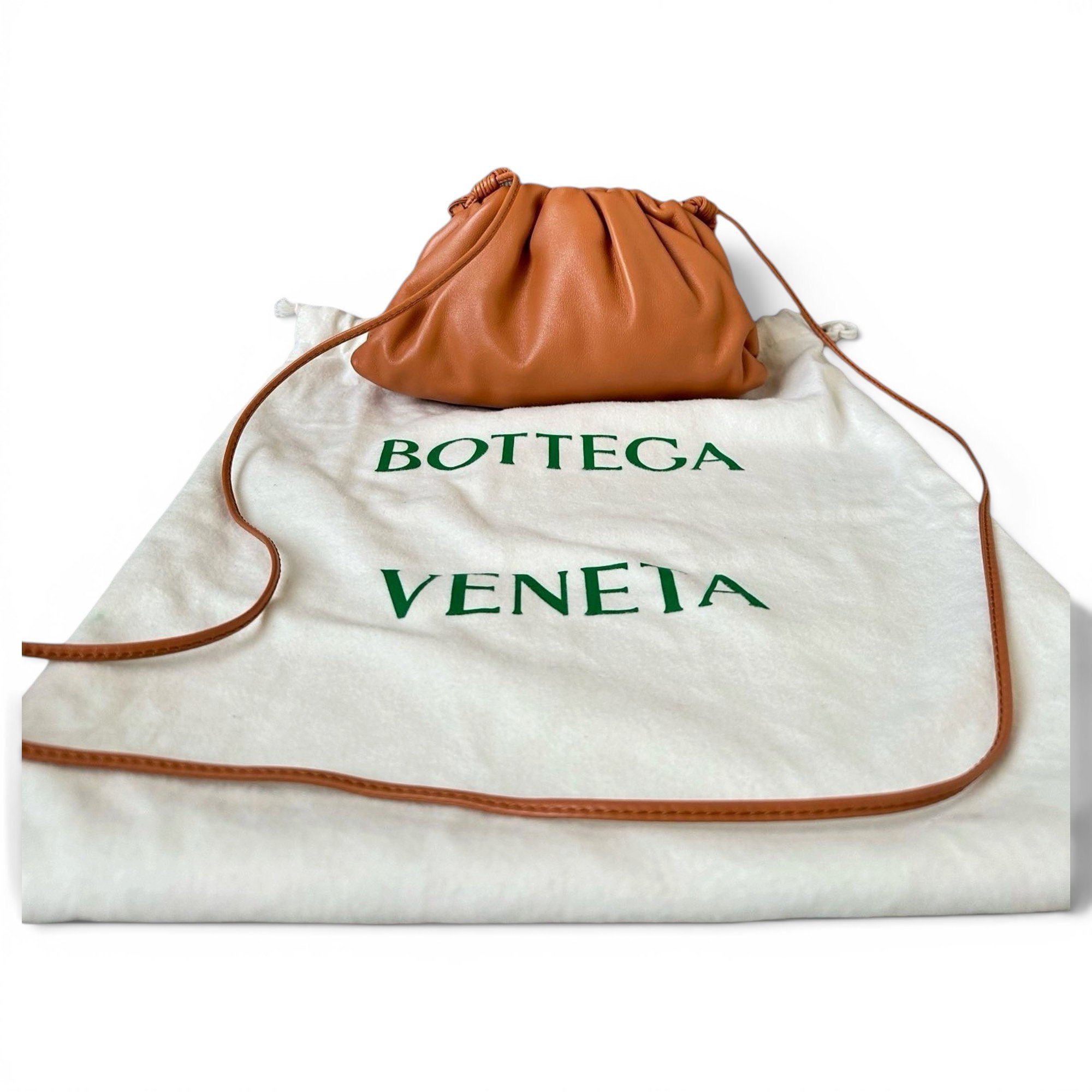 Pouch leather handbag