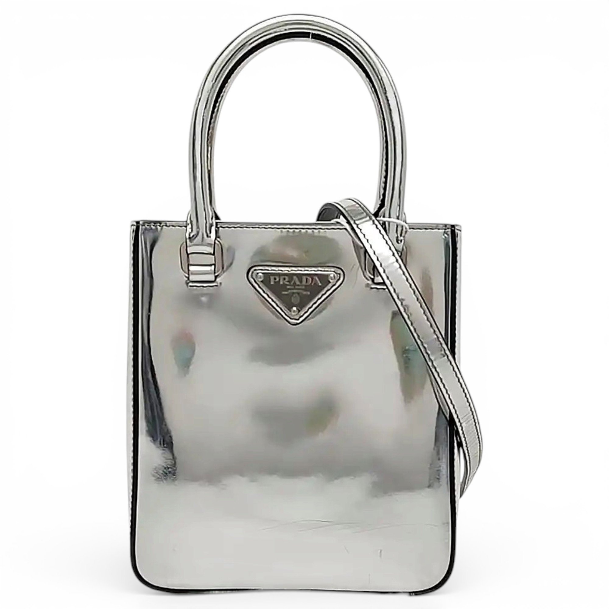 Leather tote