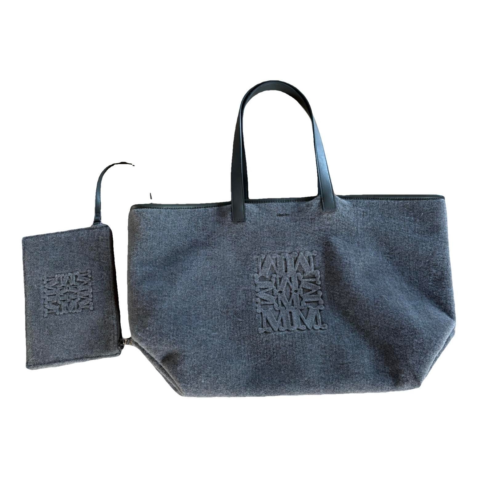 Wool travel bag