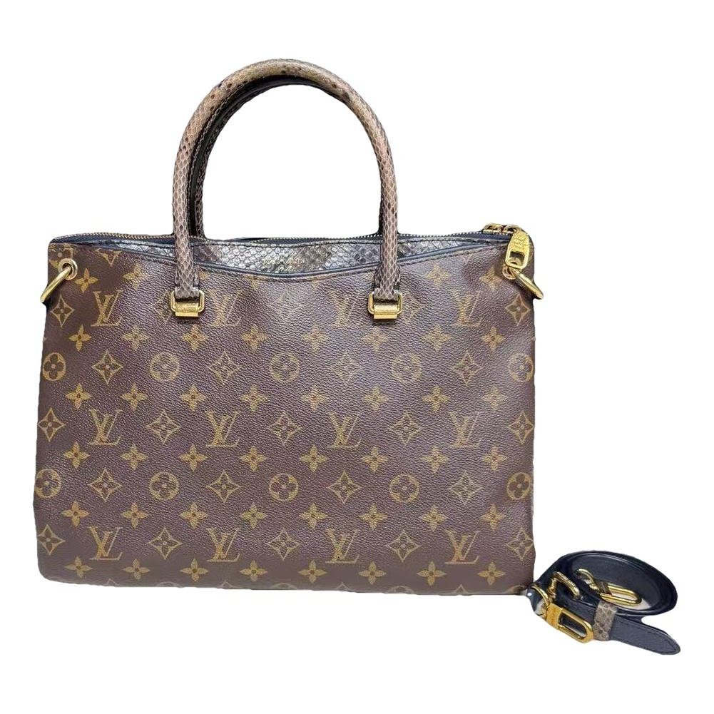 Pallas leather handbag