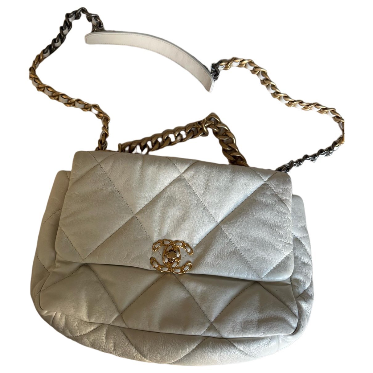 Chanel 19 leather handbag