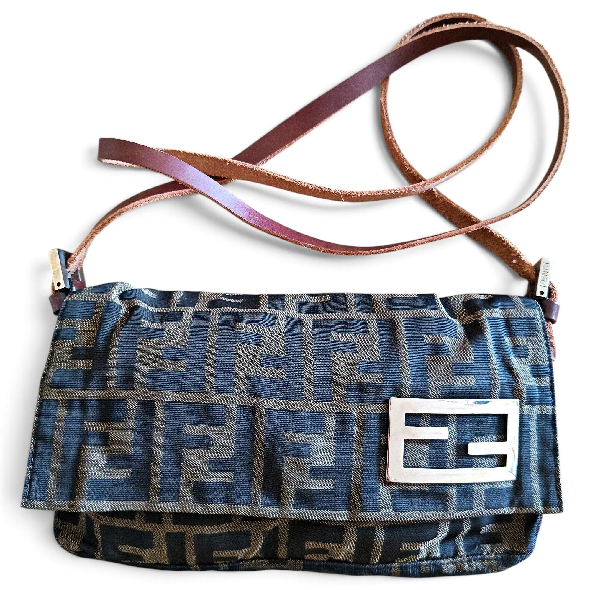 Baguette cloth handbag