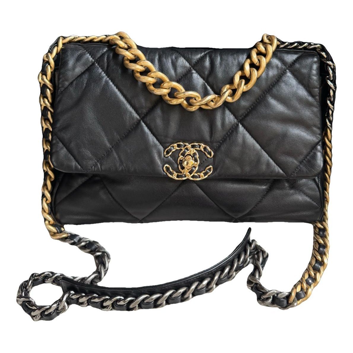 Chanel 19 leather handbag