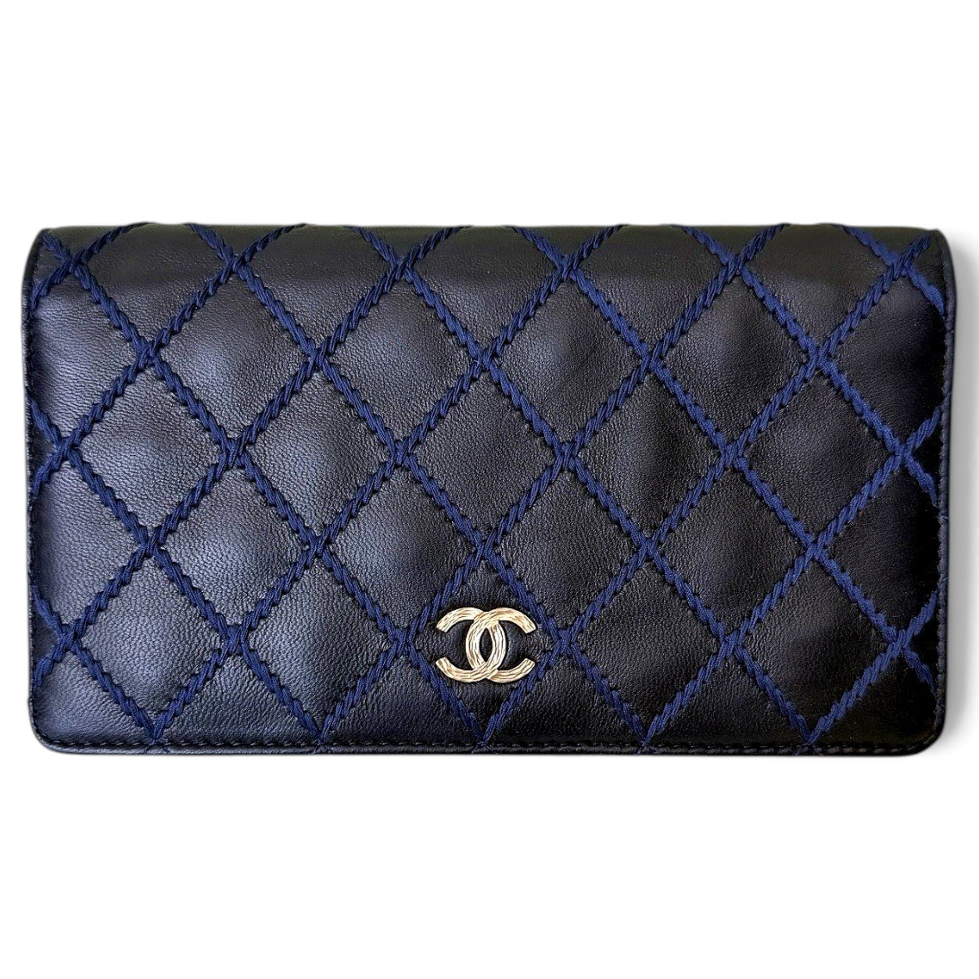 Leather clutch bag