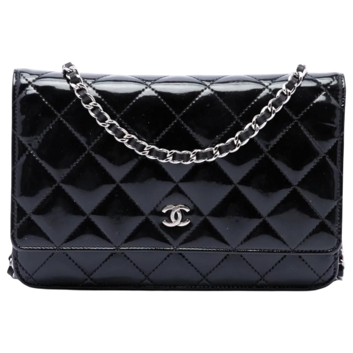 Wallet On Chain leather crossbody bag
