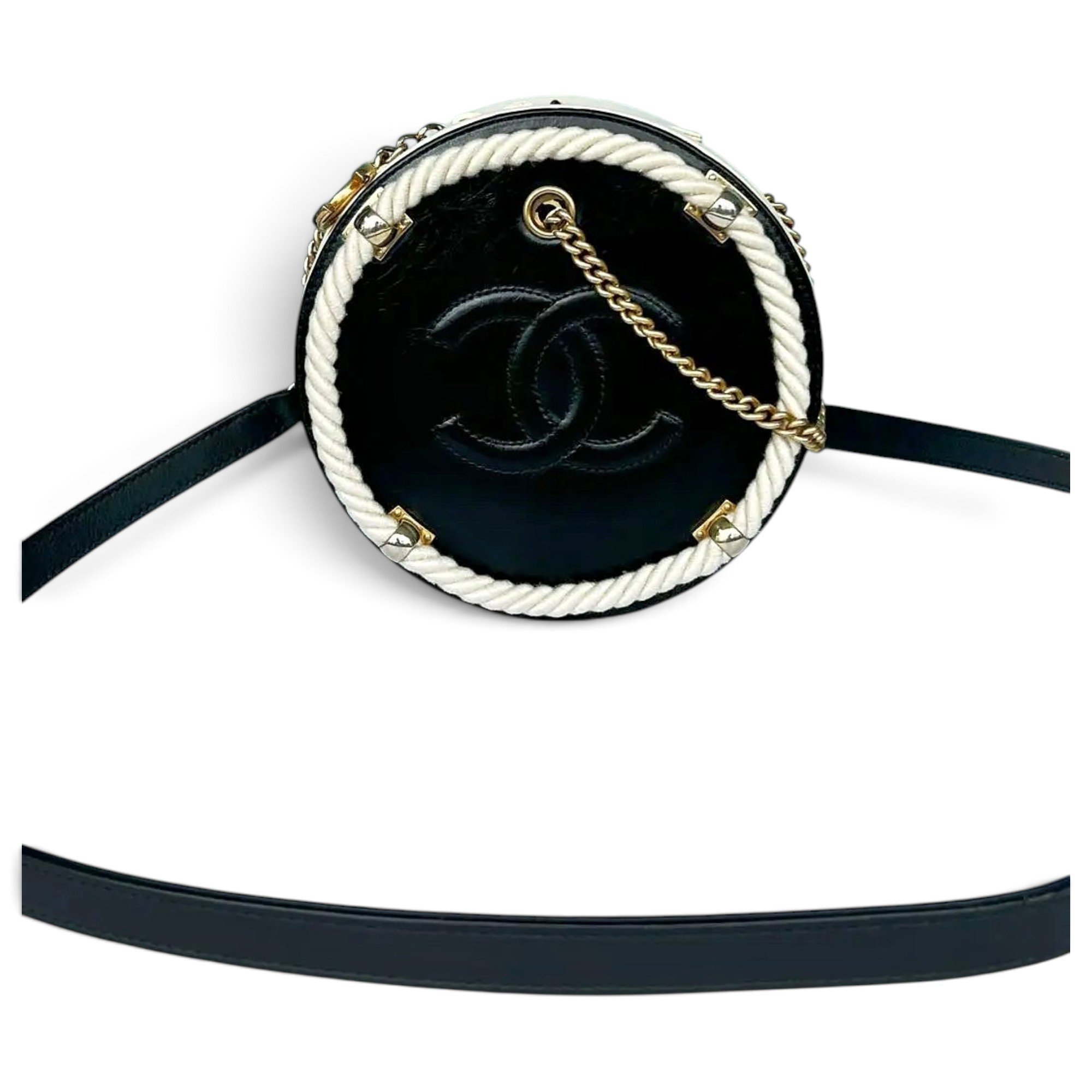 Chanel 19 leather crossbody bag