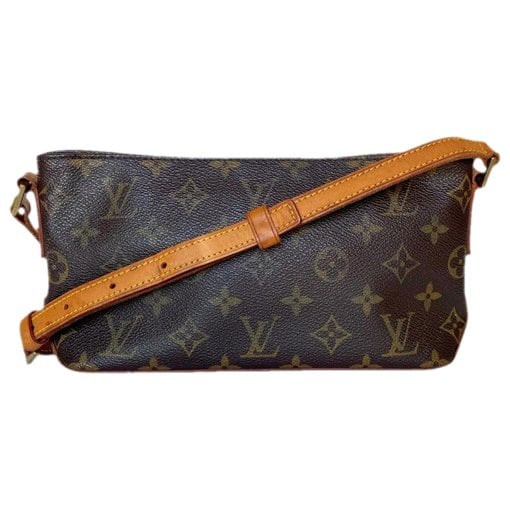 Louis Vuitton Trotteur leather crossbody bag