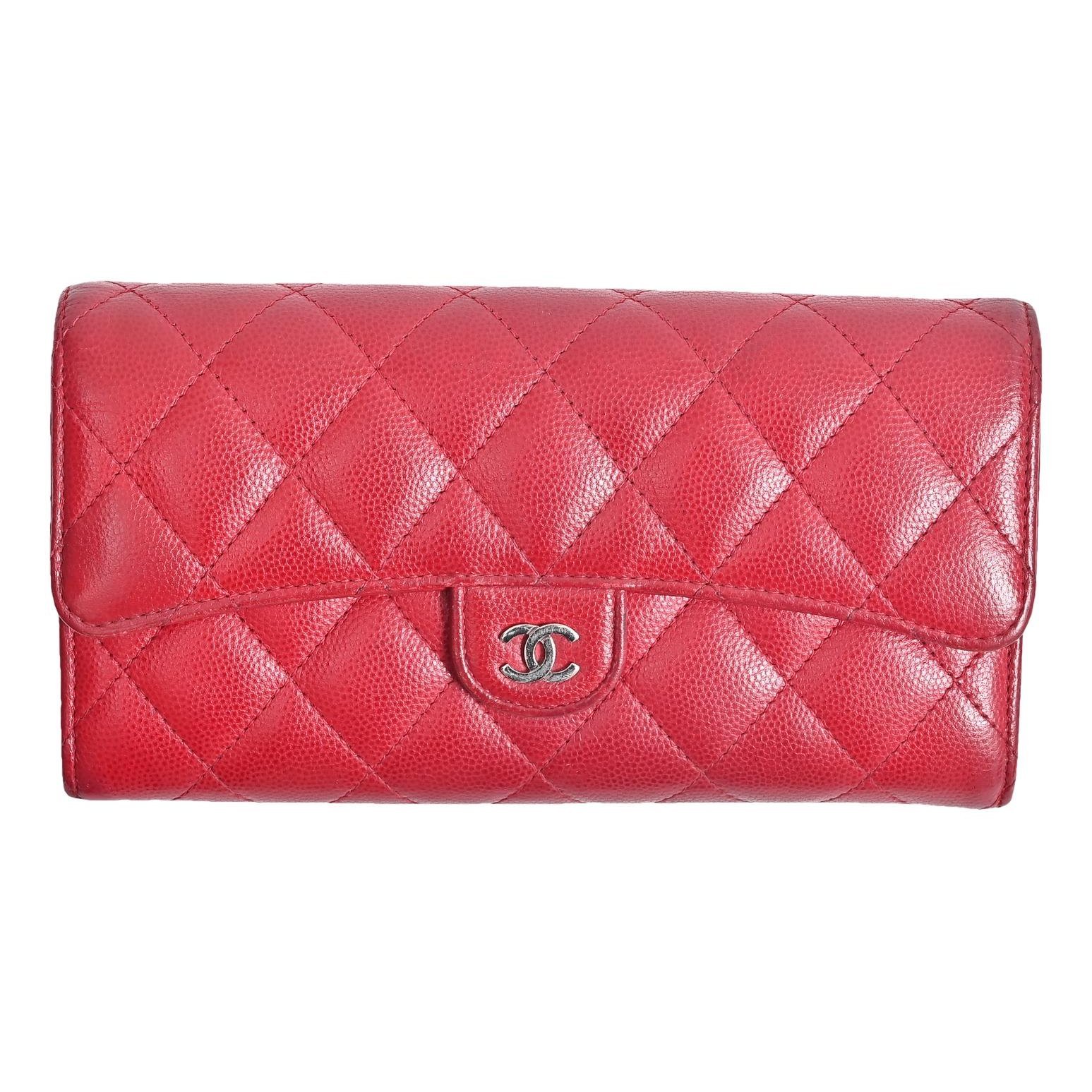 Wallet On Chain Timeless/Classique leather crossbody bag