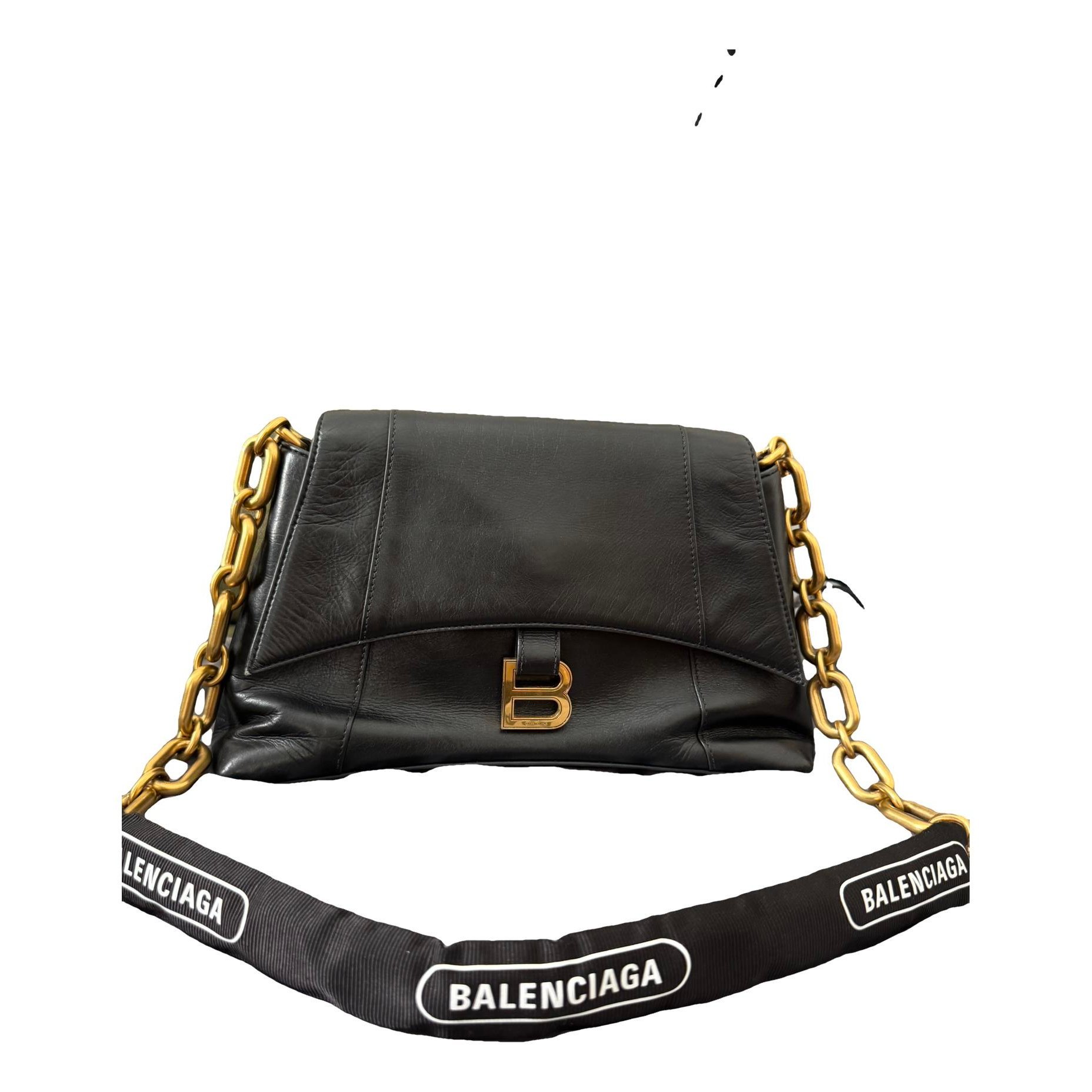 Crush leather crossbody bag