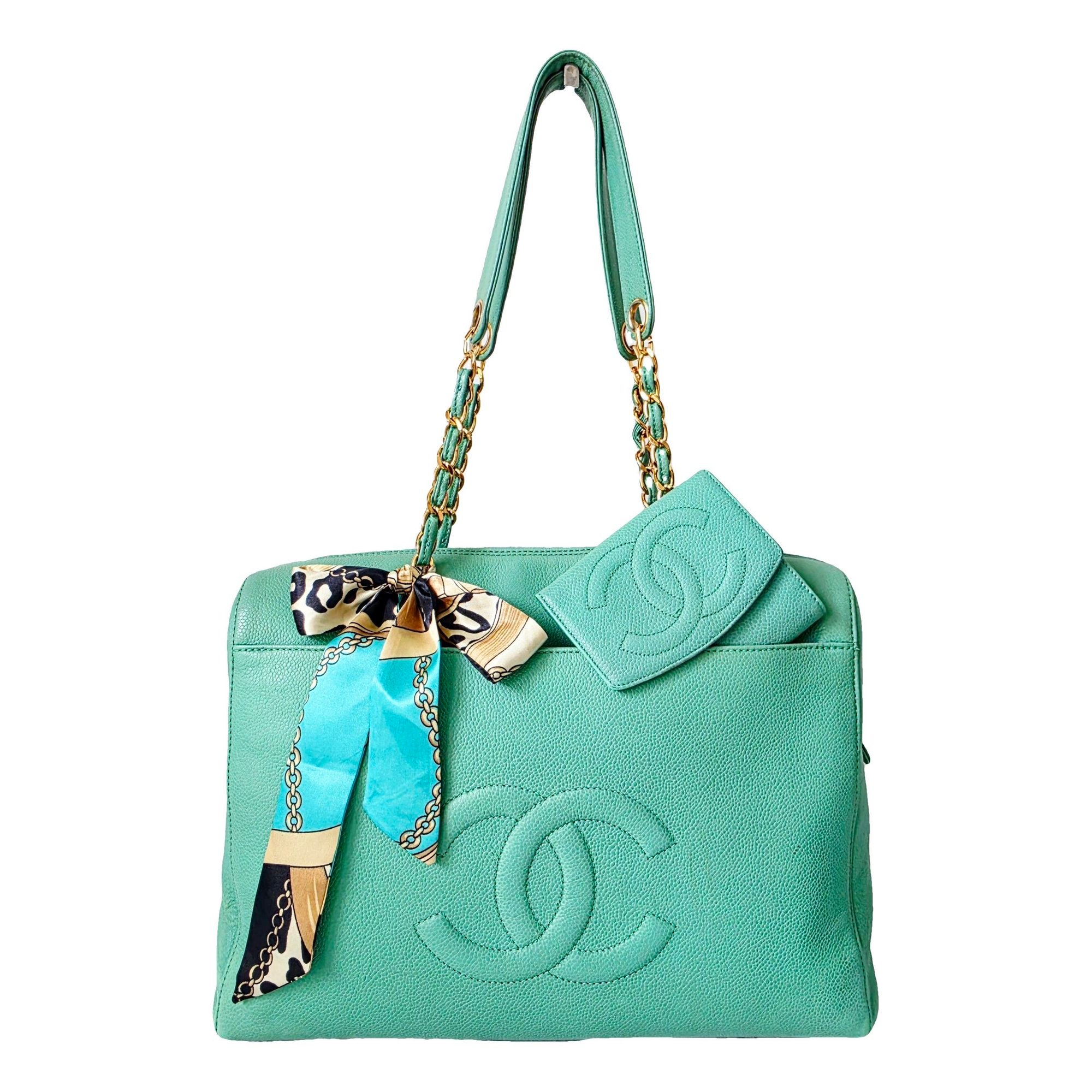 Vintage CC Chain leather tote