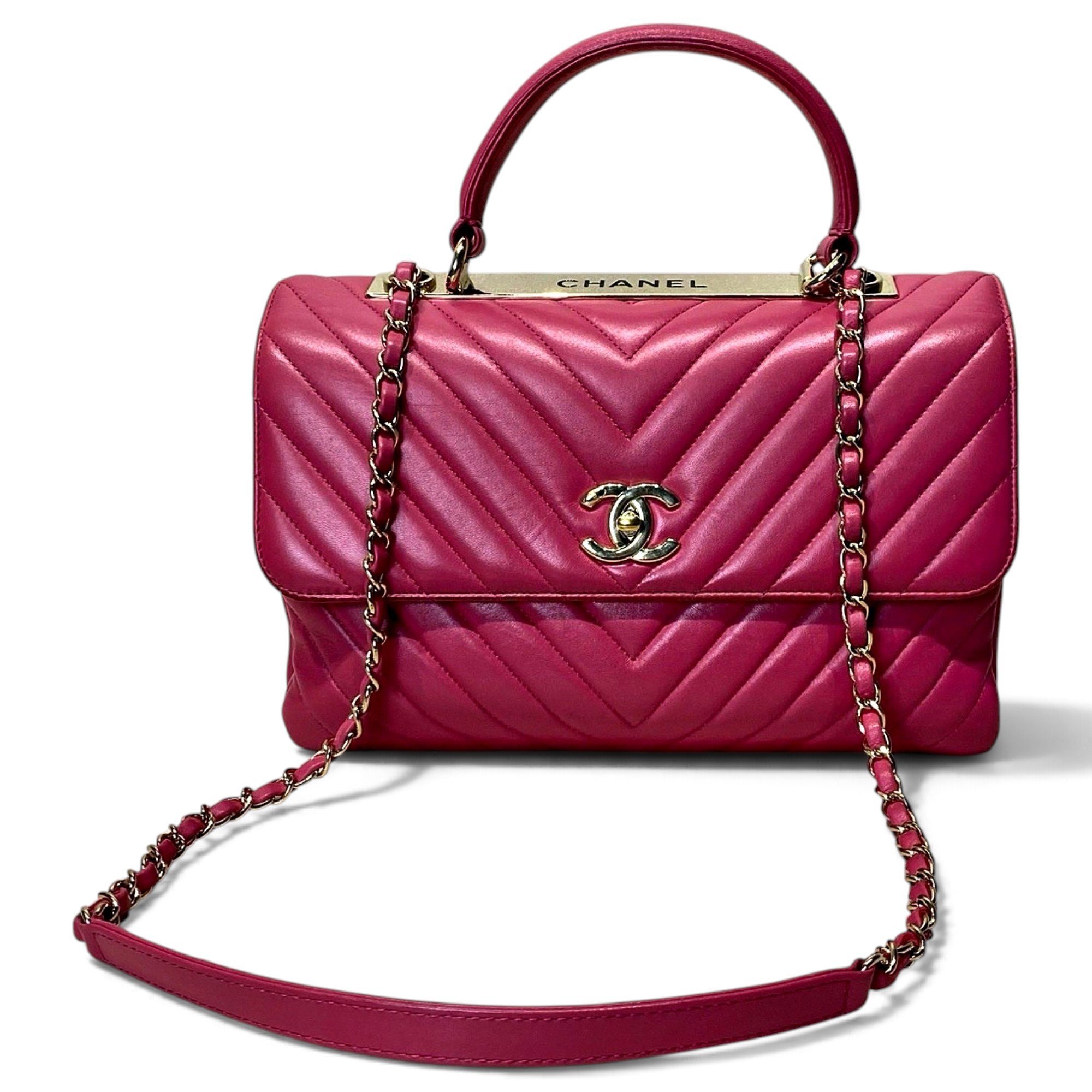 Trendy CC Top Handle leather handbag