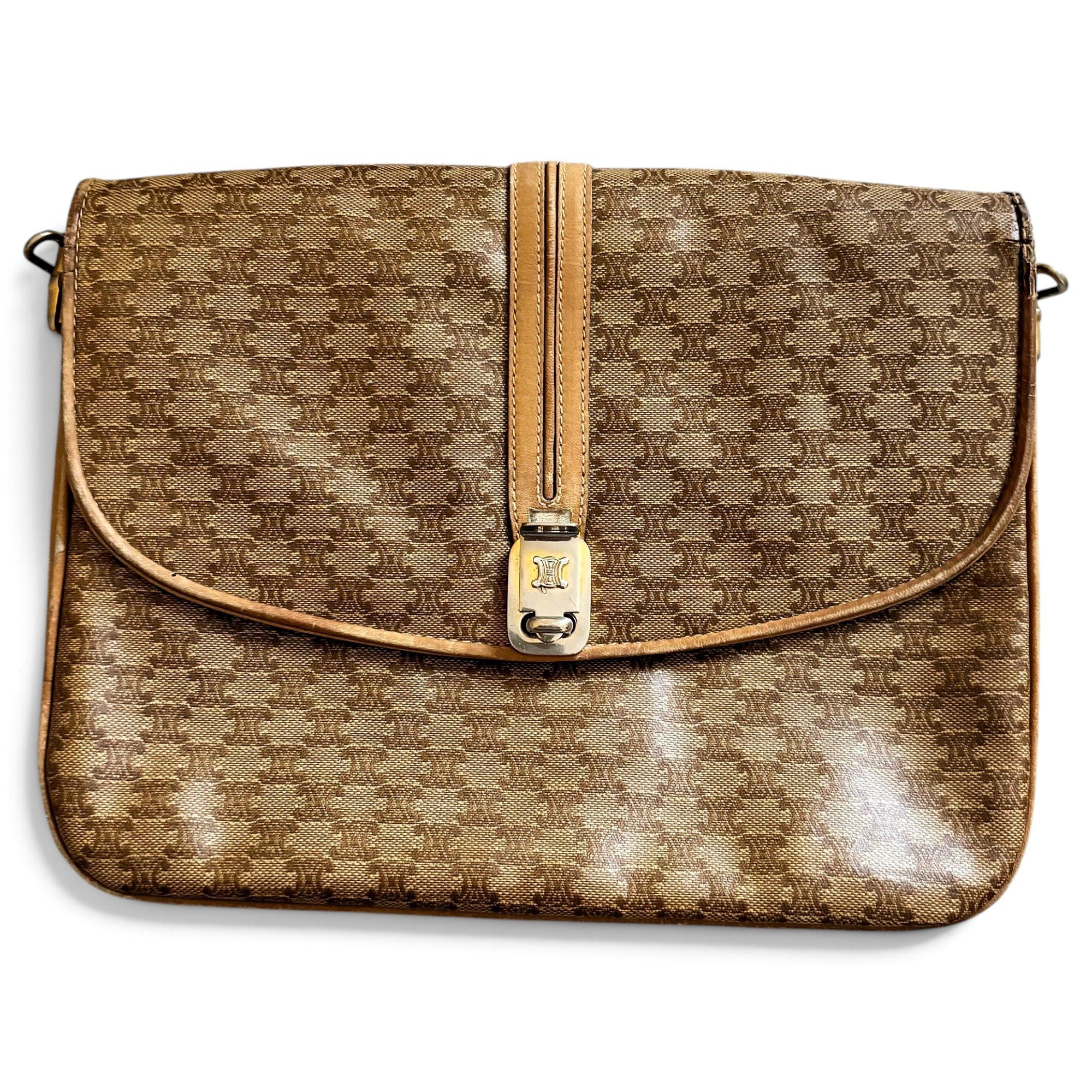 Leather clutch bag