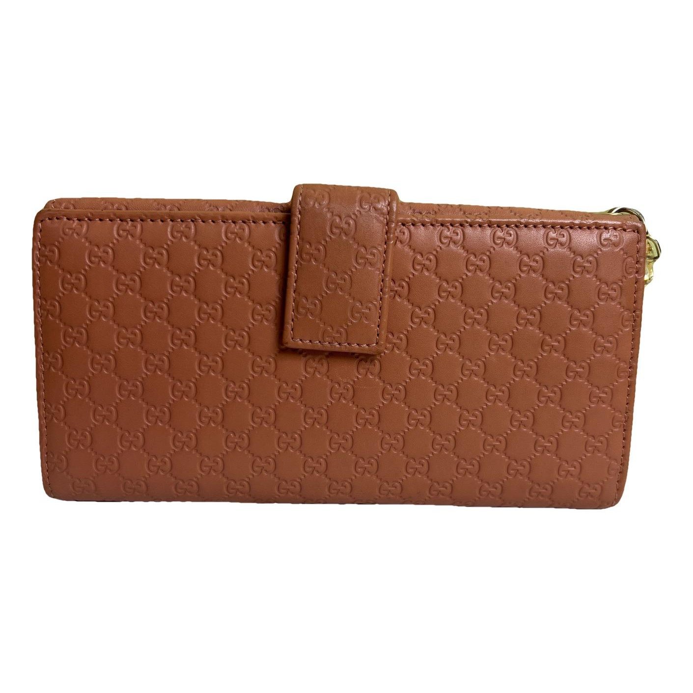 Leather clutch bag