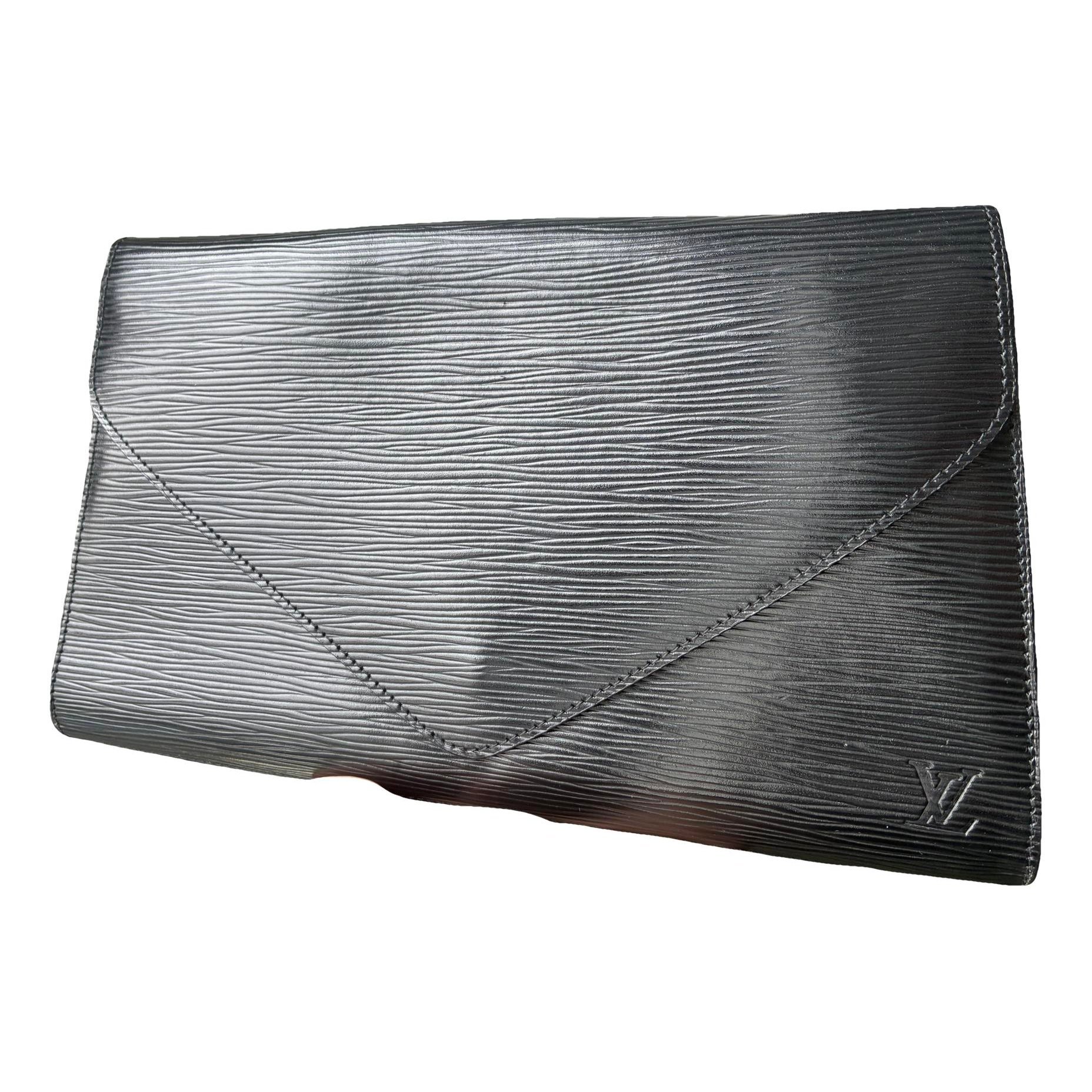 Leather clutch bag