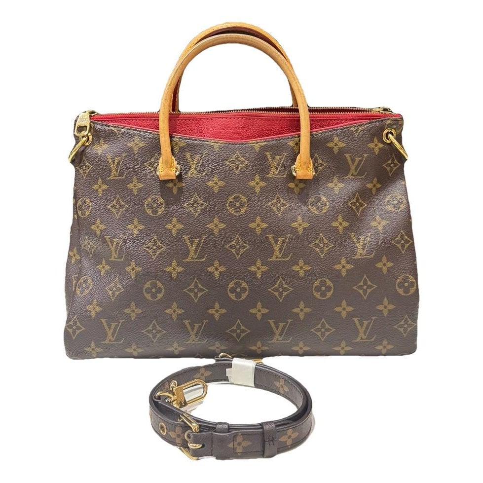 Pallas leather handbag