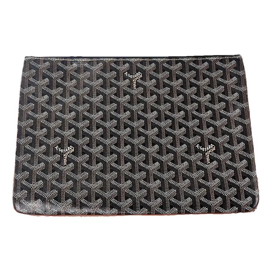 Sénat vinyl clutch bag