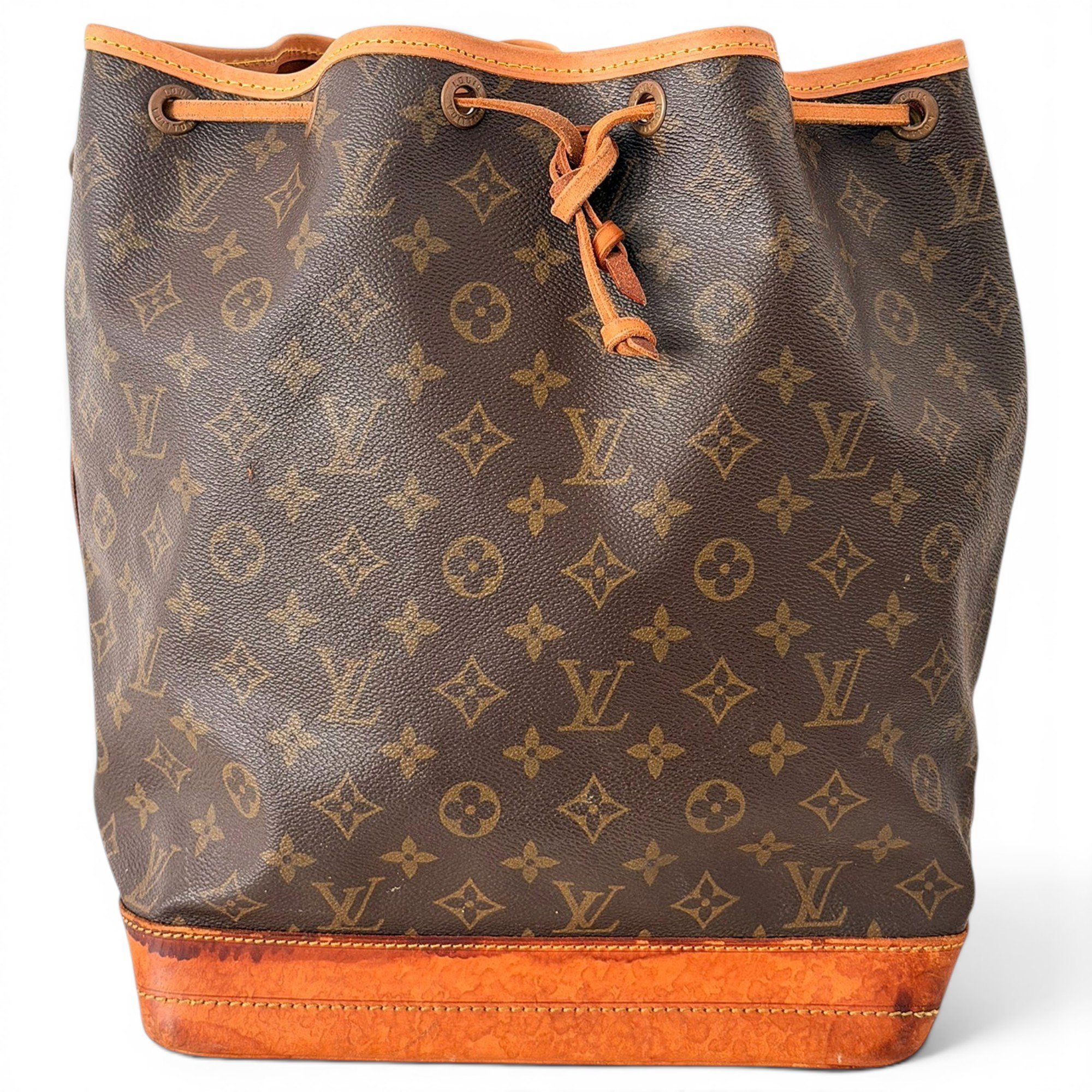 Noé leather handbag
