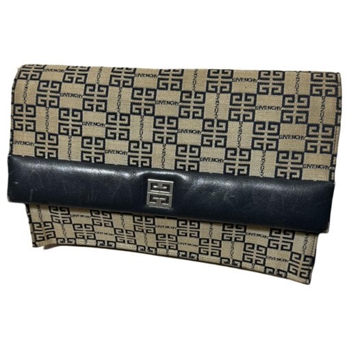 Leather clutch bag