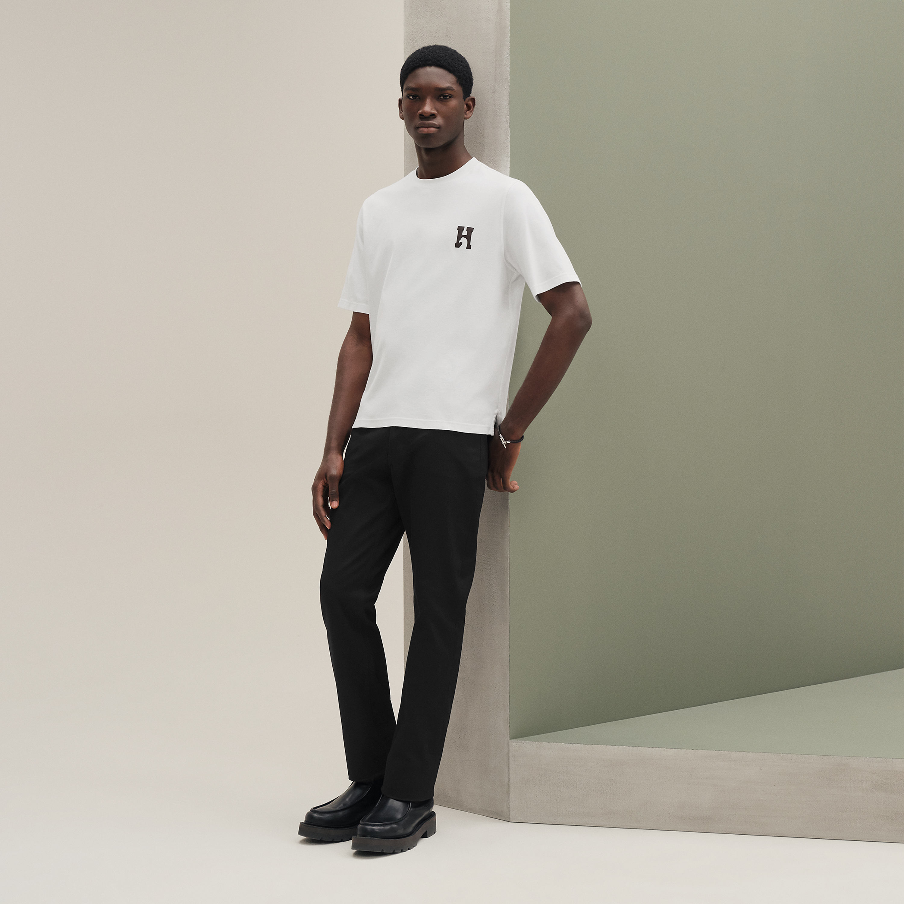 "H'Cheval" t-shirt with leather detail