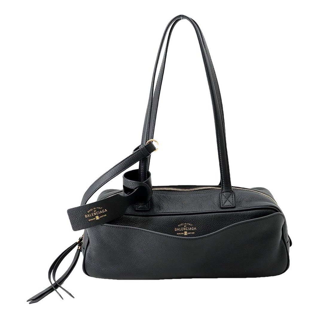 Hardware leather handbag