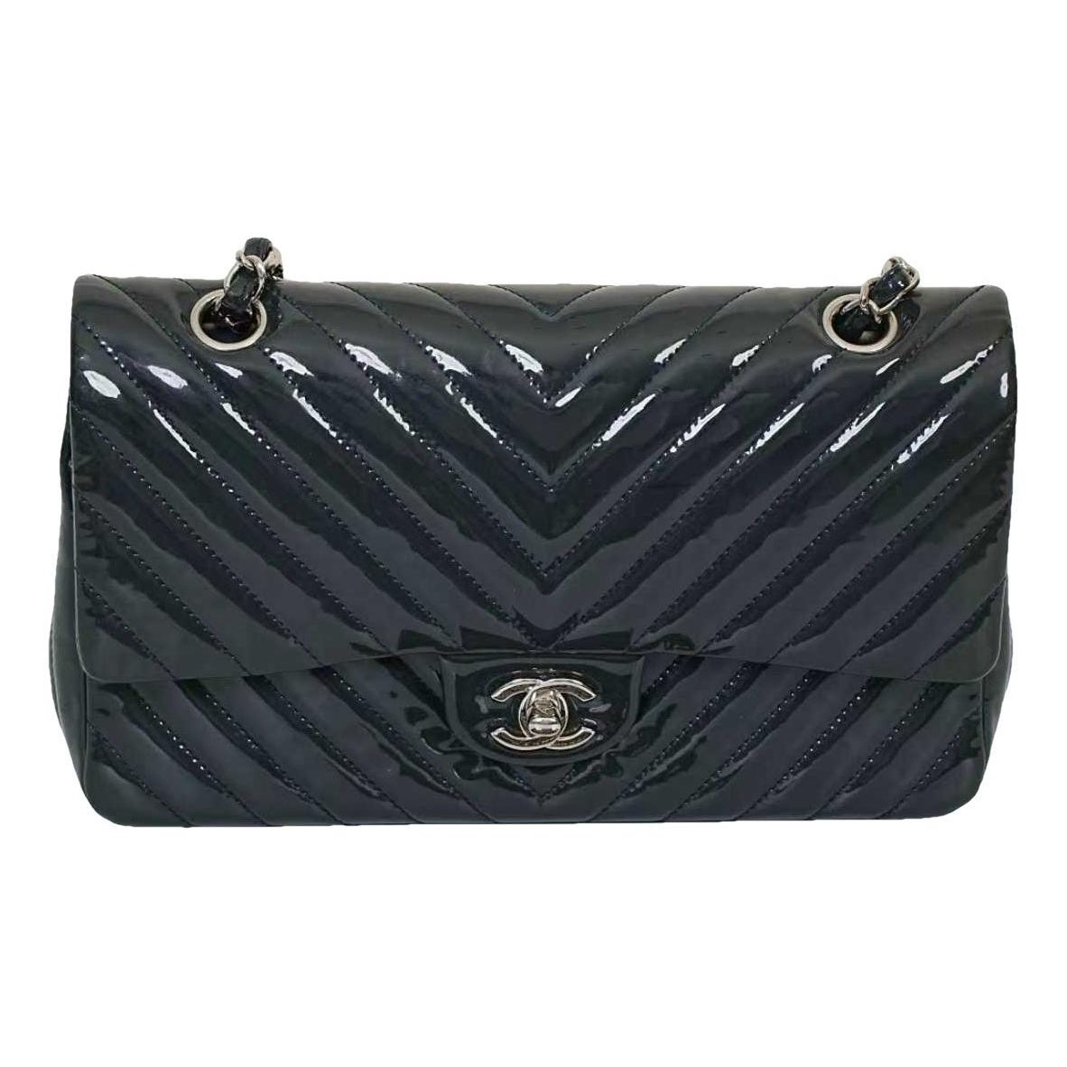 Timeless/Classique leather crossbody bag
