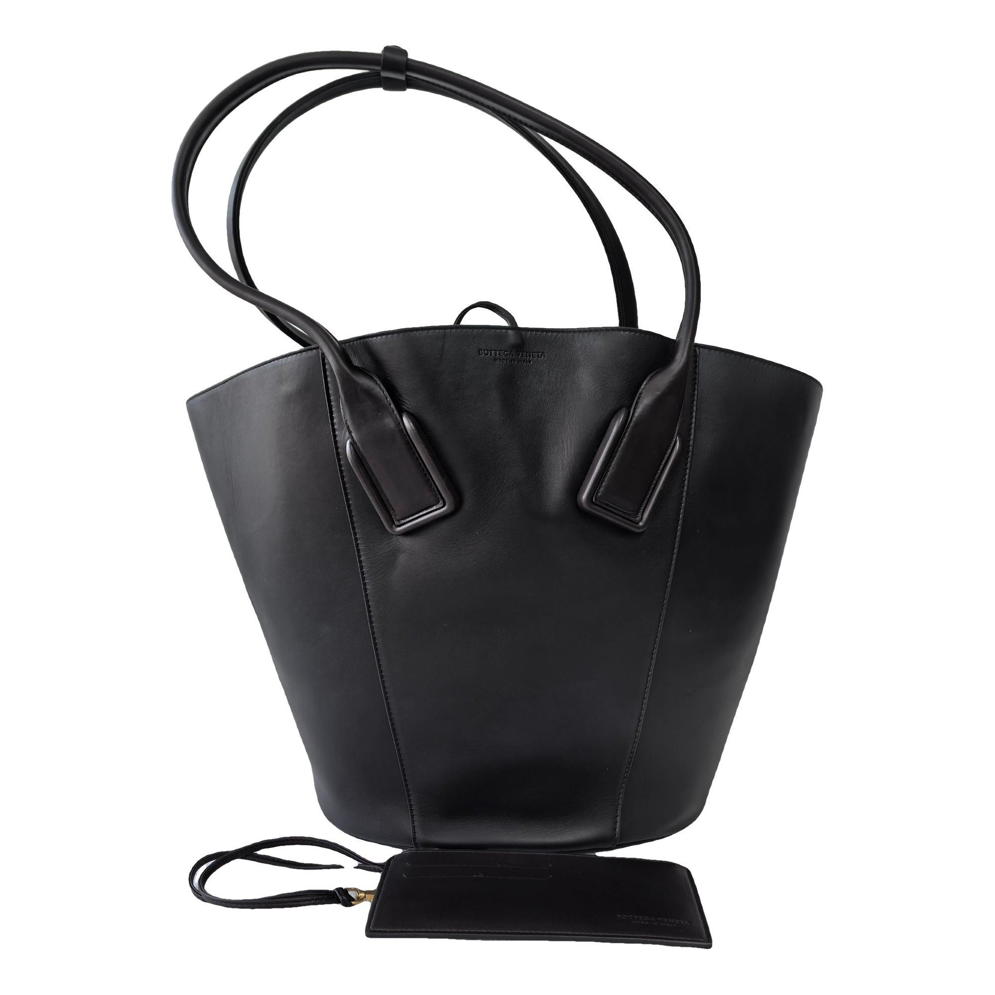 Arco leather handbag
