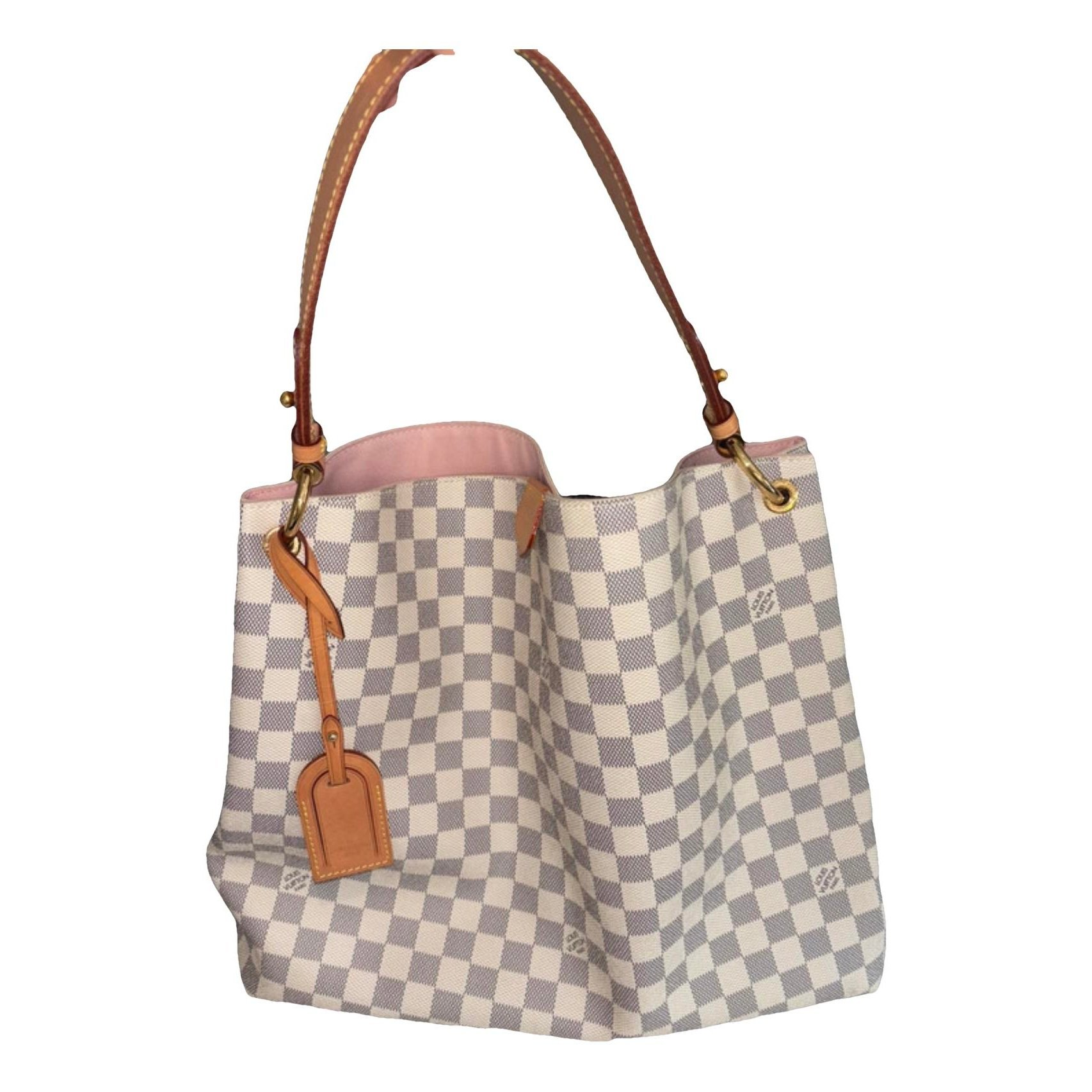 Graceful leather handbag