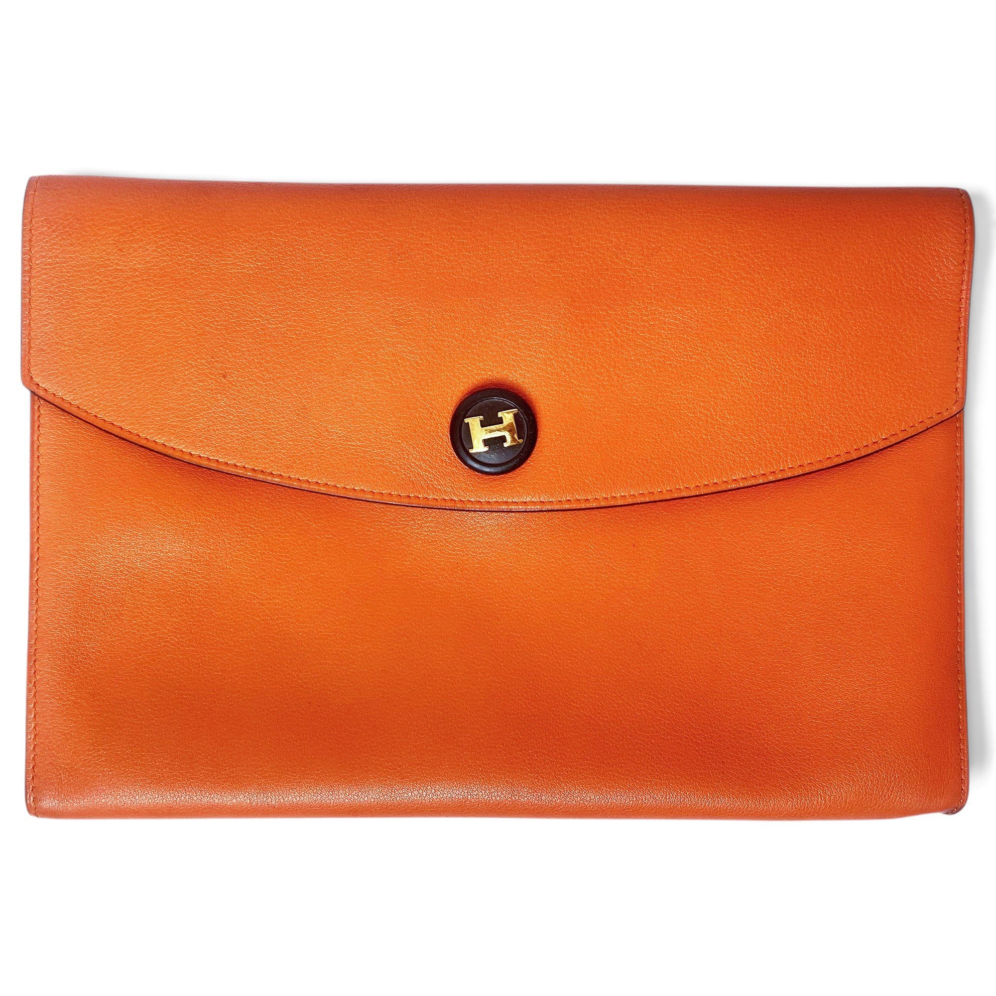 Vestiaire Collective Orange listing