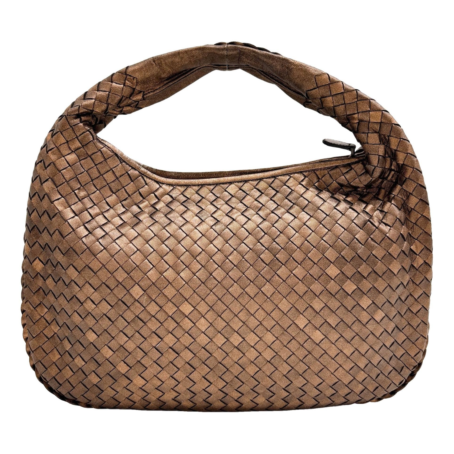 Veneta leather handbag