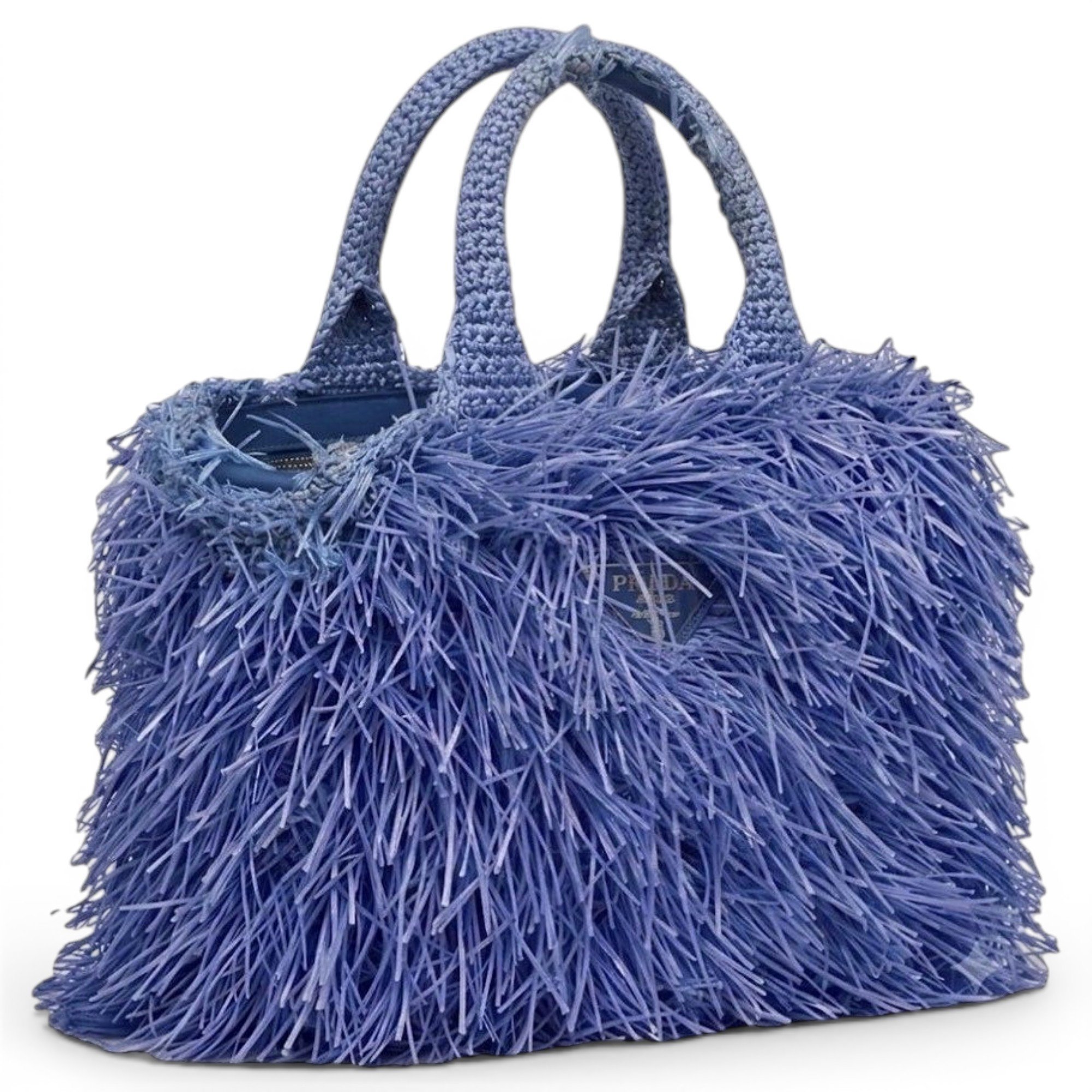 Pyramid tote