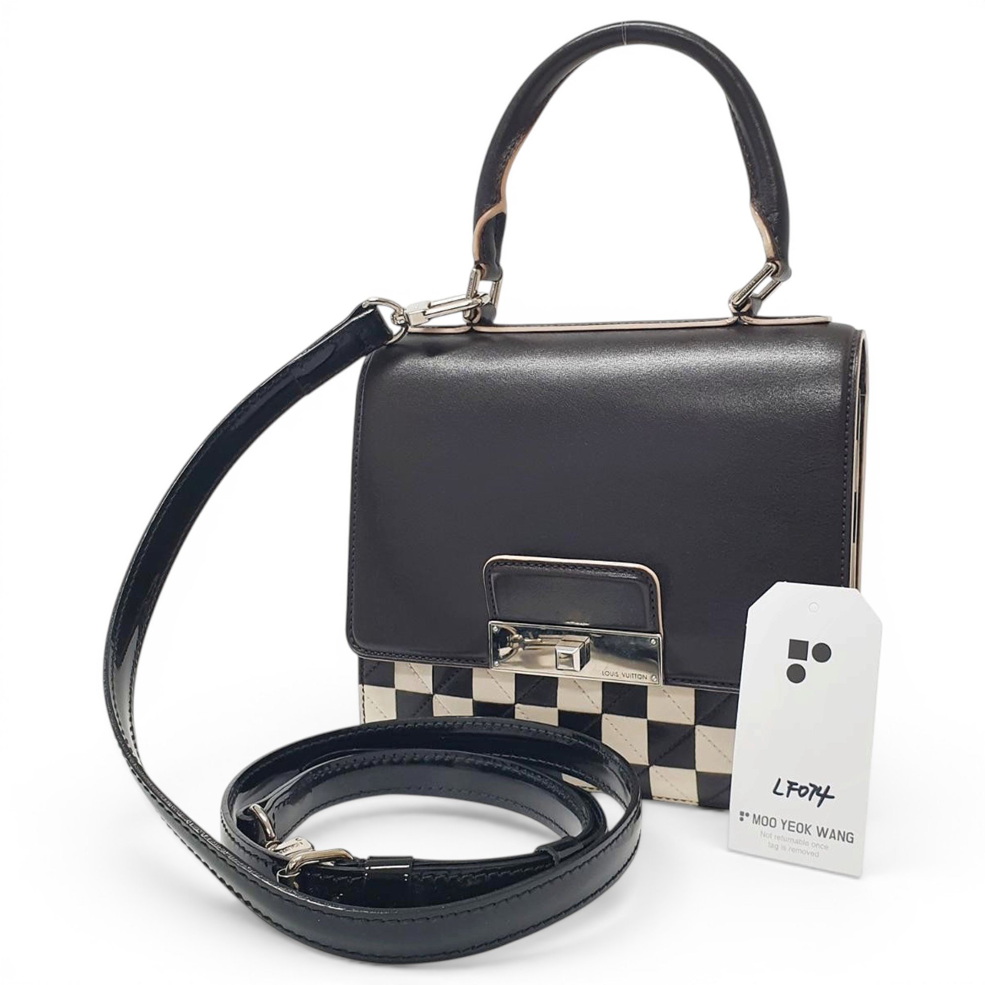 Leather handbag