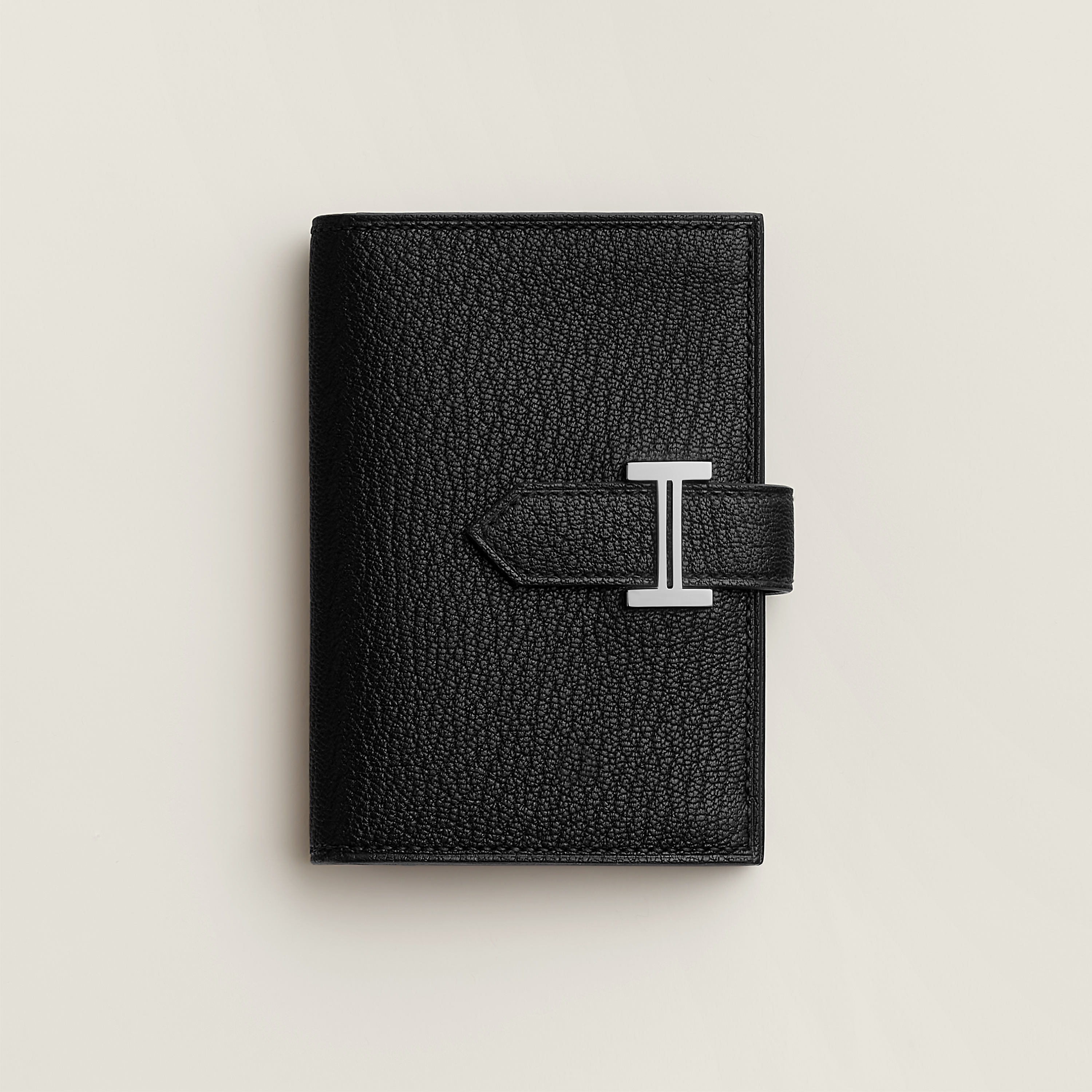 Bearn card holder