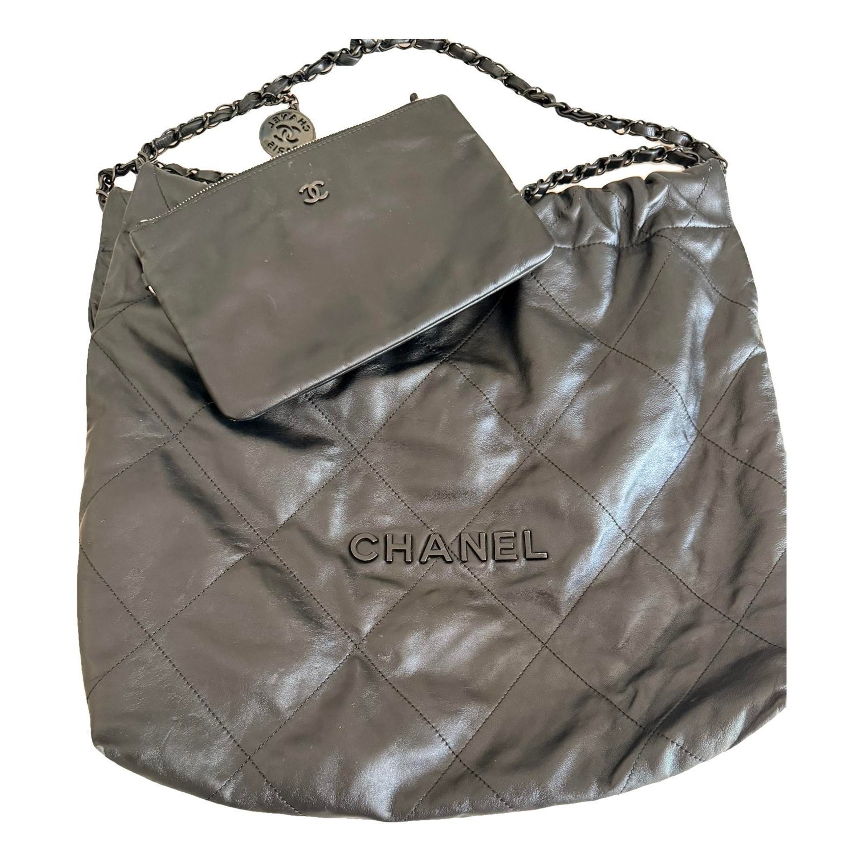 Chanel 22 leather handbag