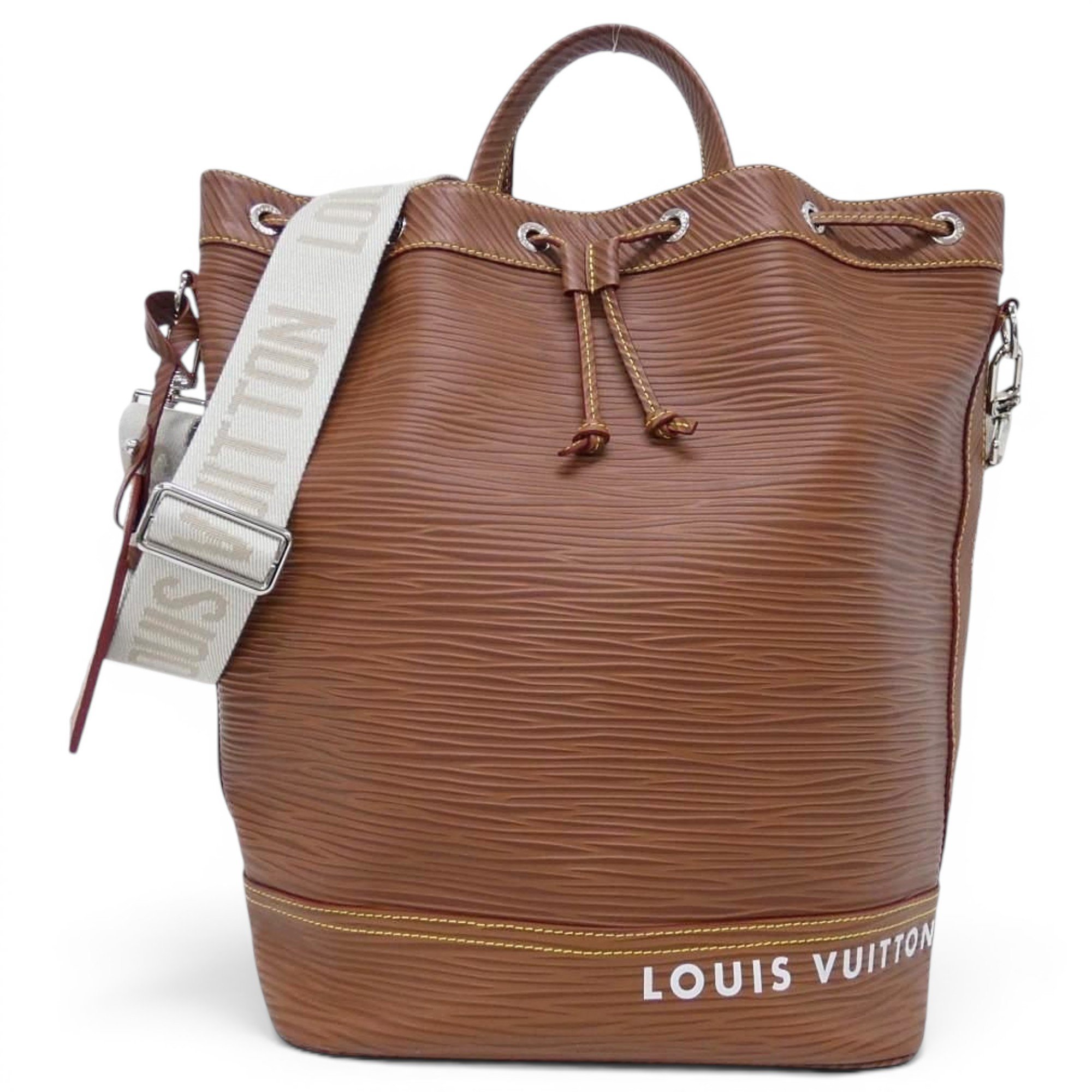 Noé leather bag