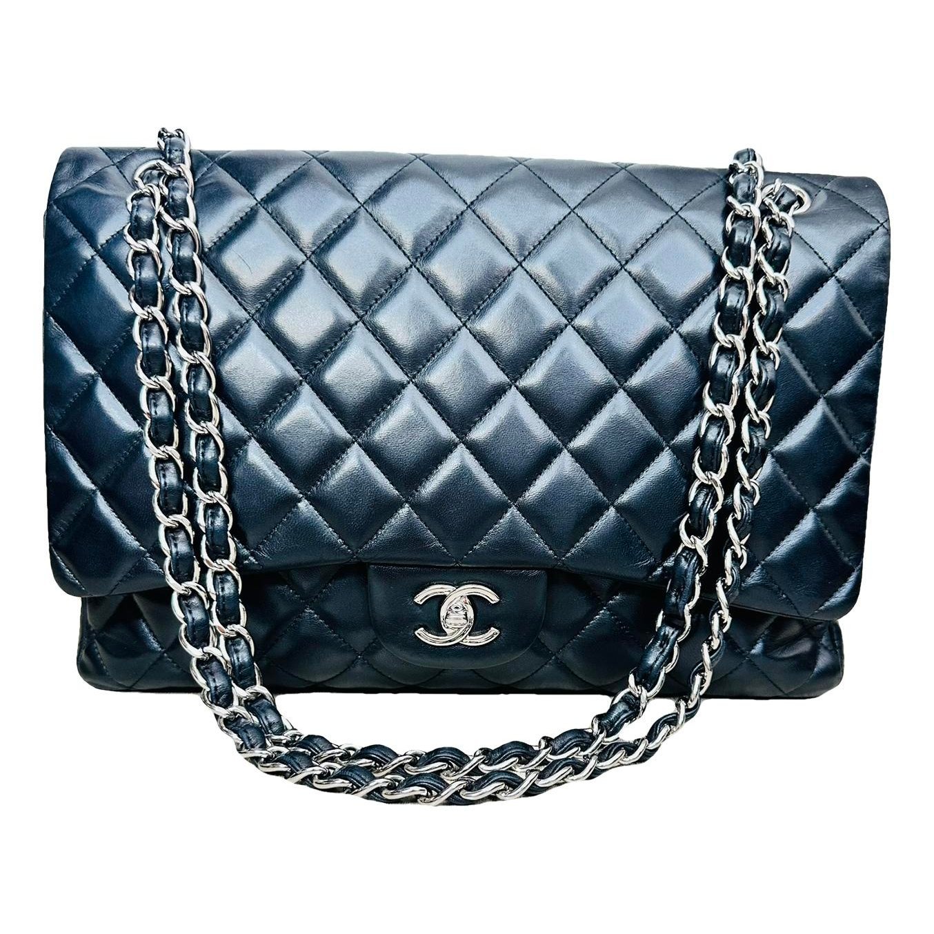 Timeless/Classique leather crossbody bag