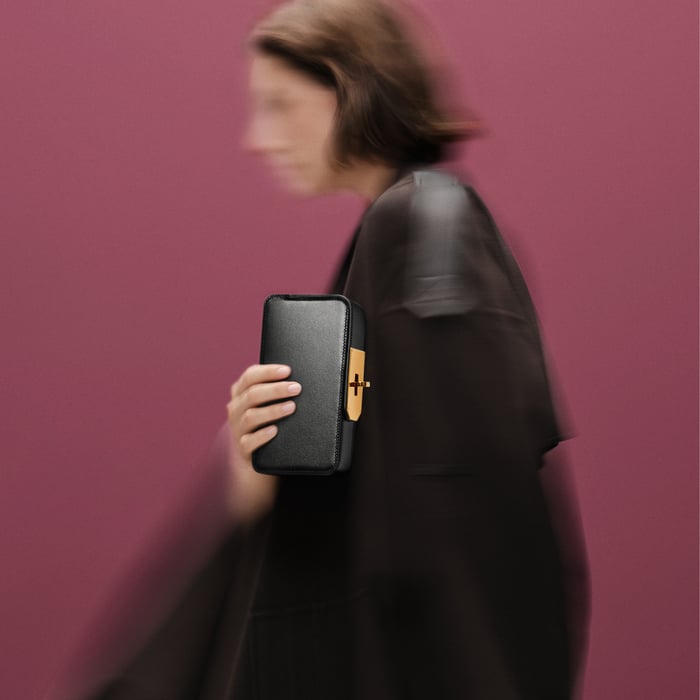 Noir Sanglons Clutch