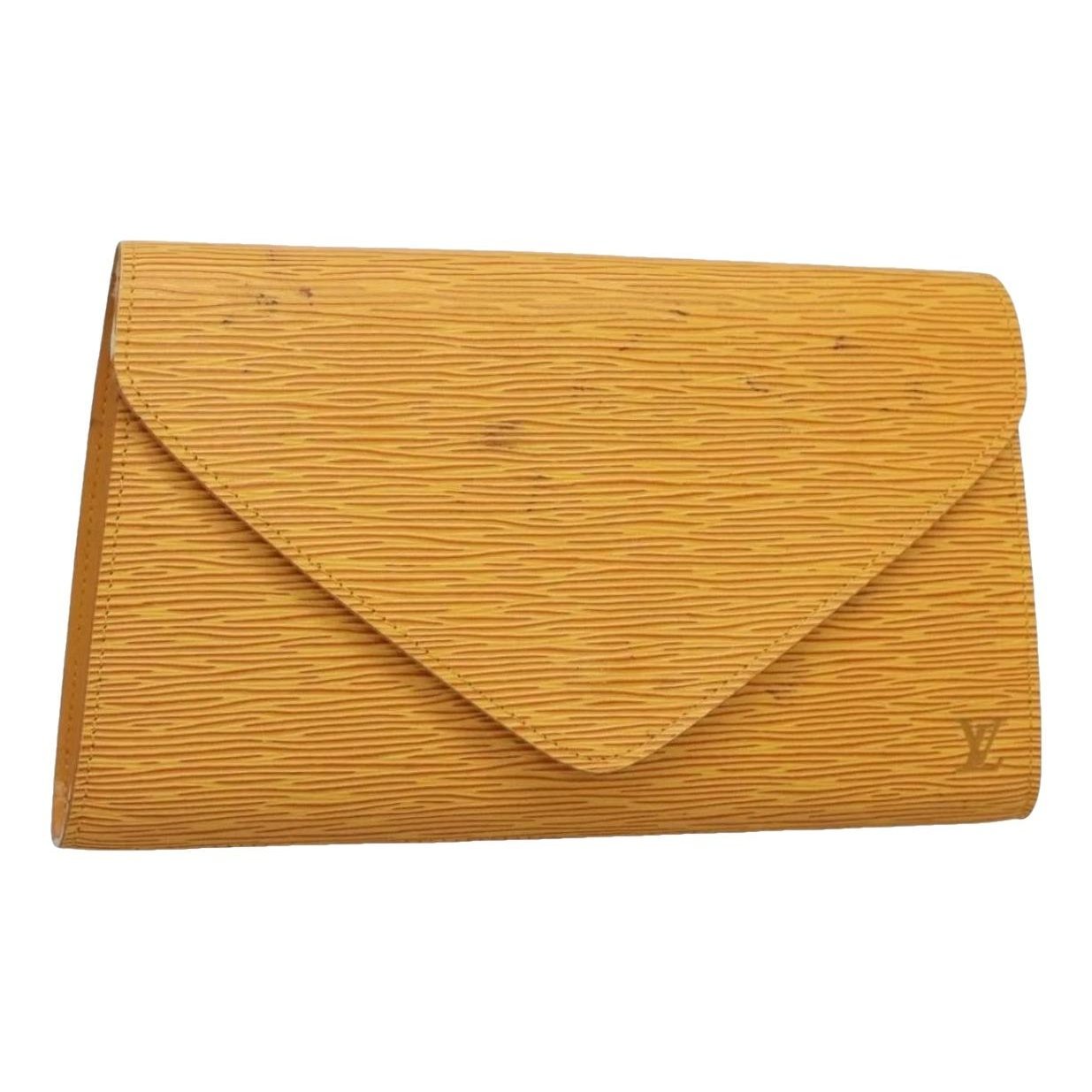 Leather clutch bag