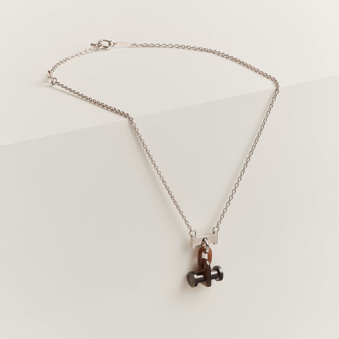 Sans Coloris Mobile H Necklace