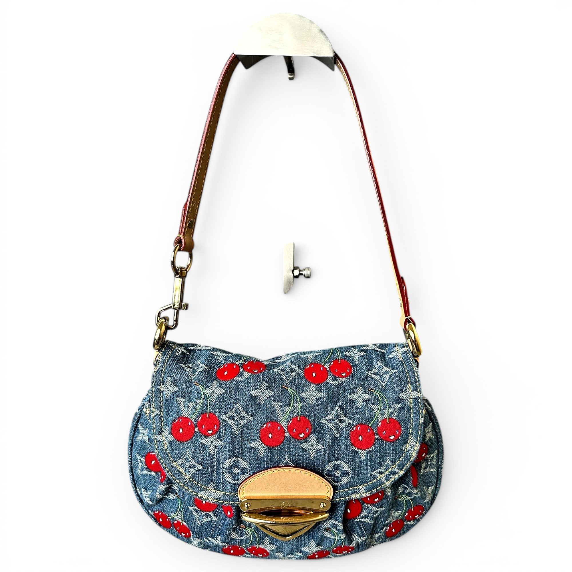 Pleaty handbag