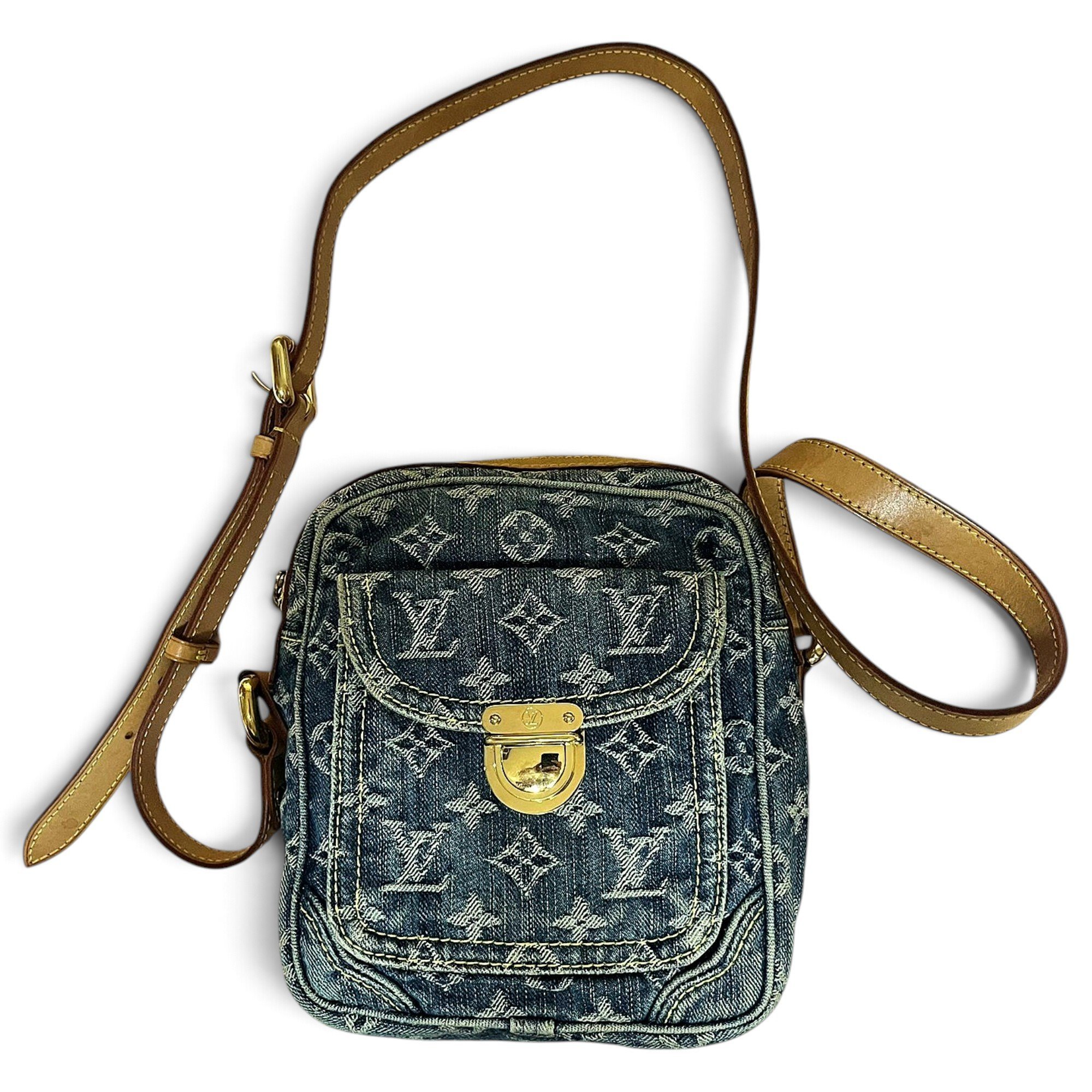 Camera Box crossbody bag