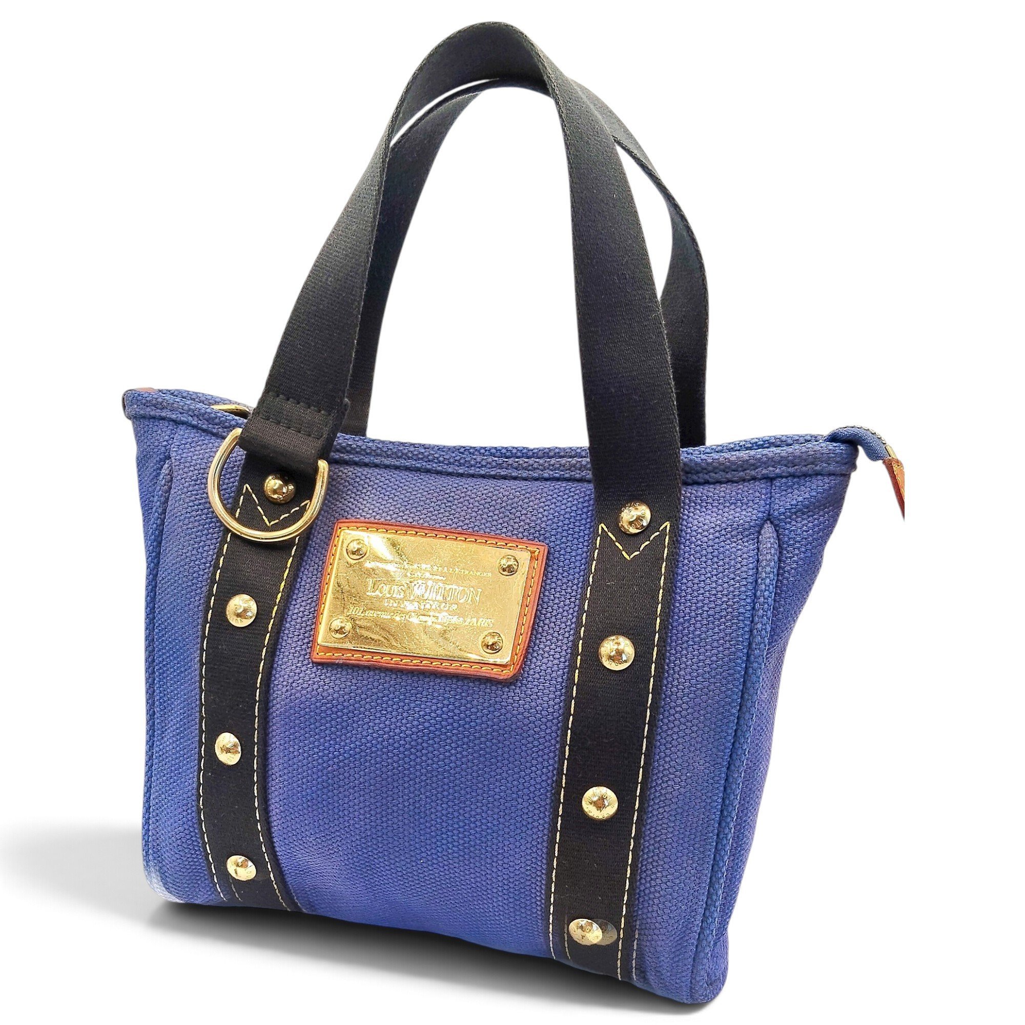 Antigua leather handbag