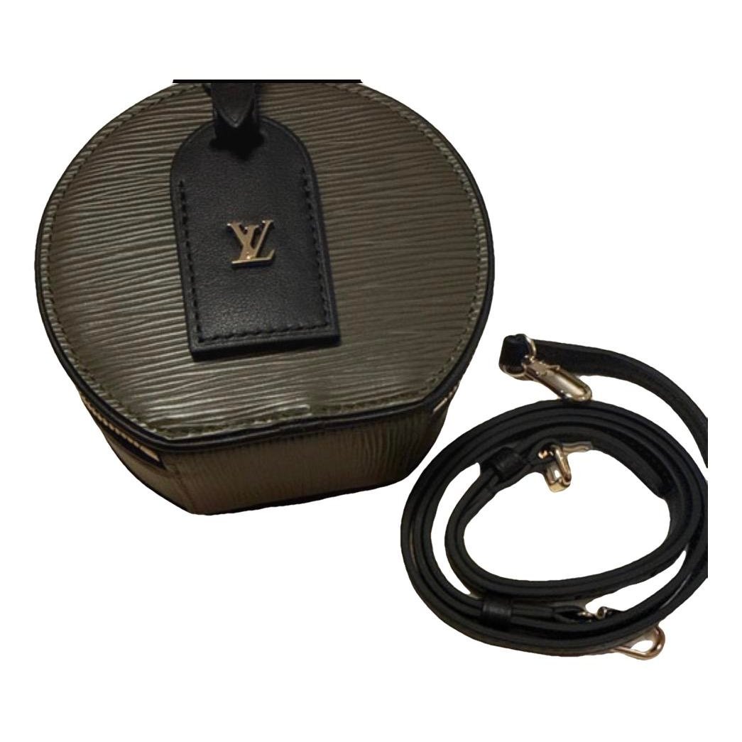 Petite Boîte Chapeau leather crossbody bag