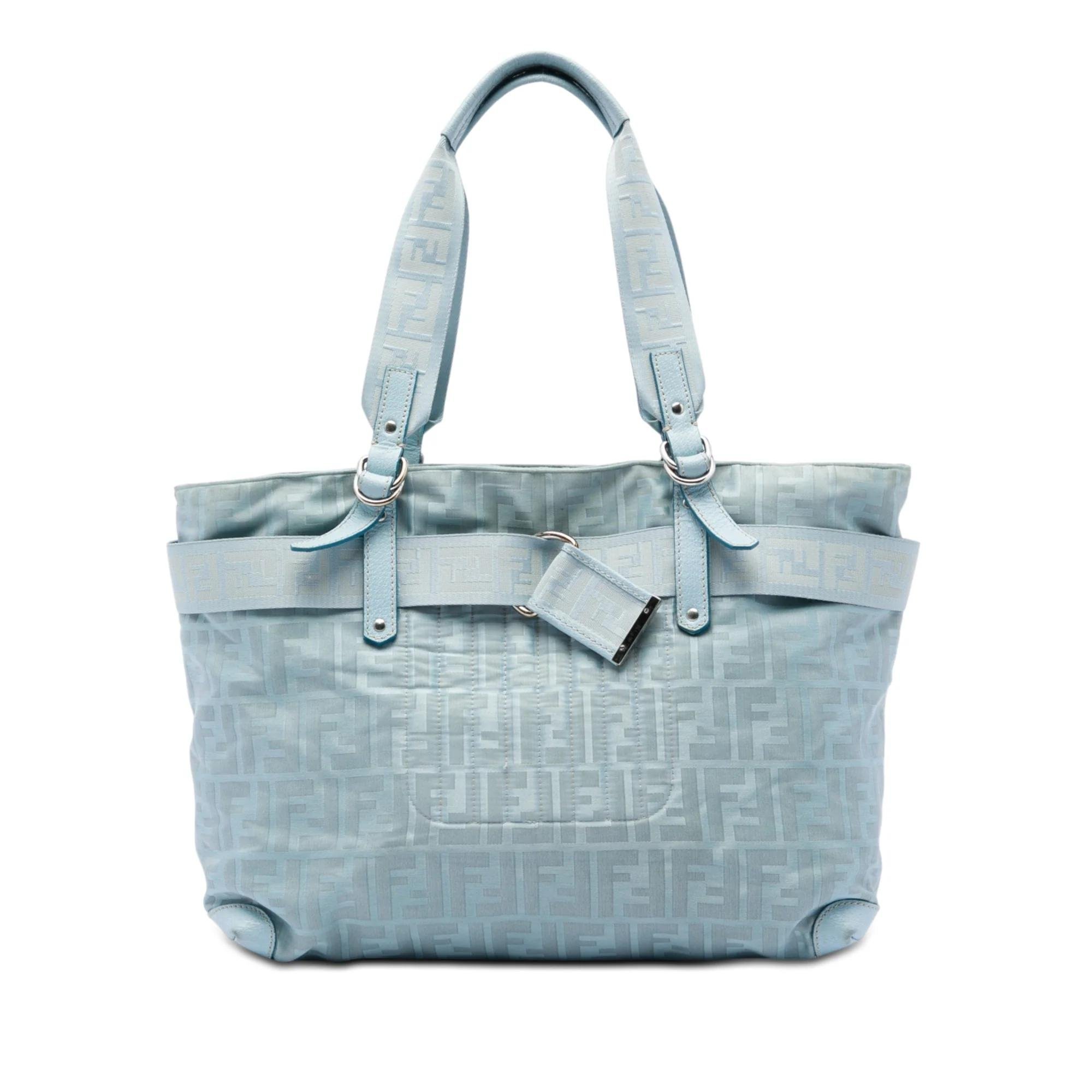 Pocket tote