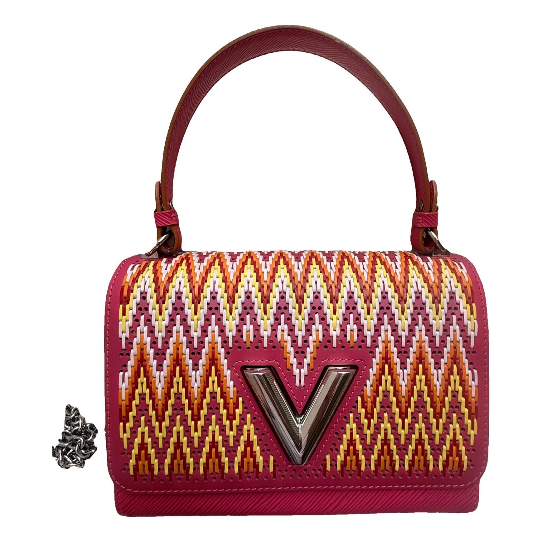 Twist leather crossbody bag