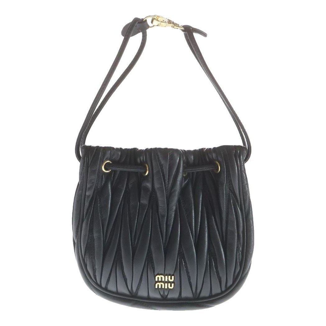 Matelassé leather handbag