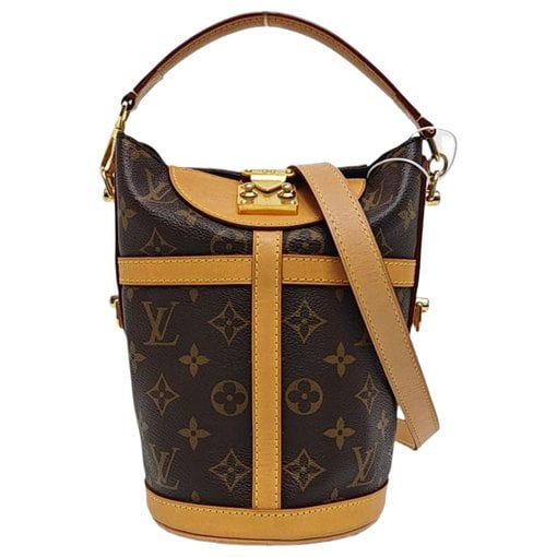 Duffle leather handbag