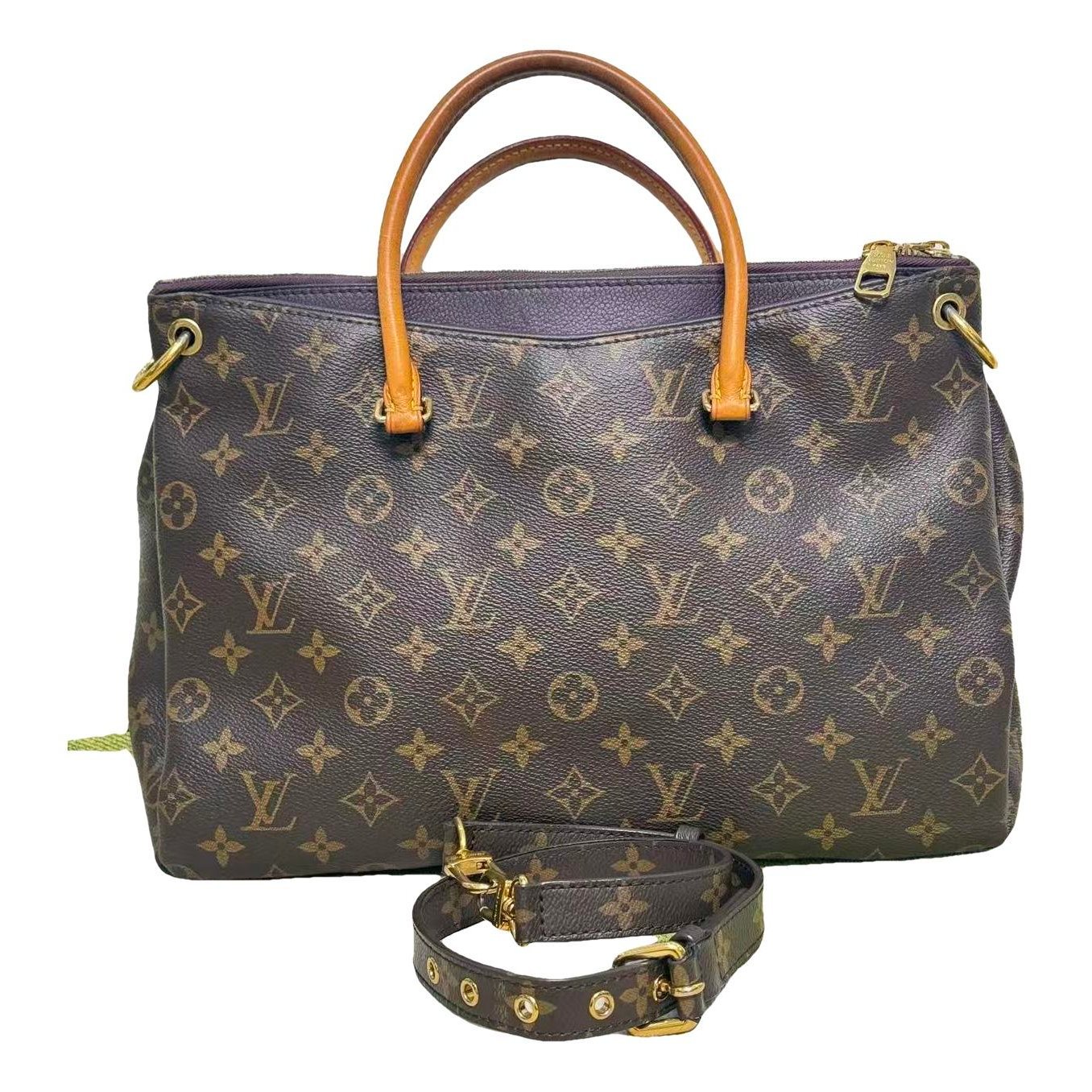 Pallas leather handbag